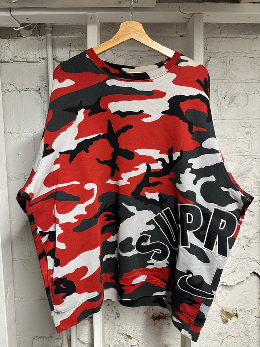 Supreme Nike Red Camo Crewneck Sz XL