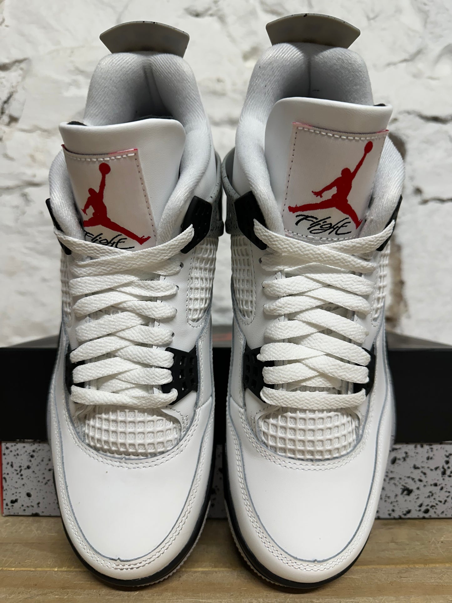 Air Jordan 4 White Cement Sz 9