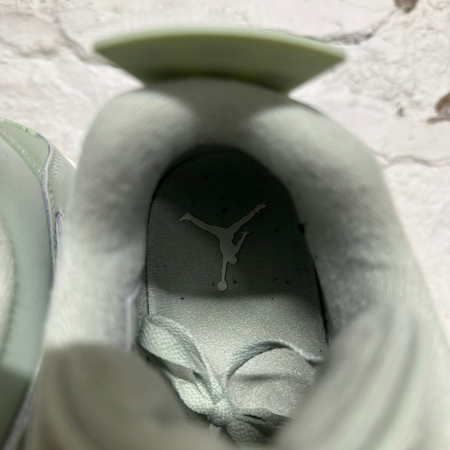 Air Jordan 4 Seafoam Sail Sz 10.5 (12W)