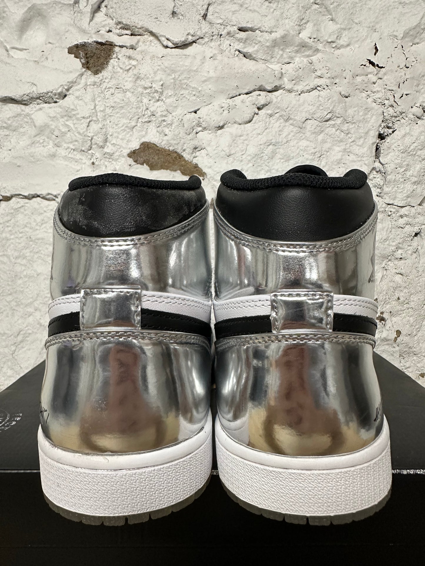 Air Jordan 1 High Kawhi Pass The Torch Sz 11 DS