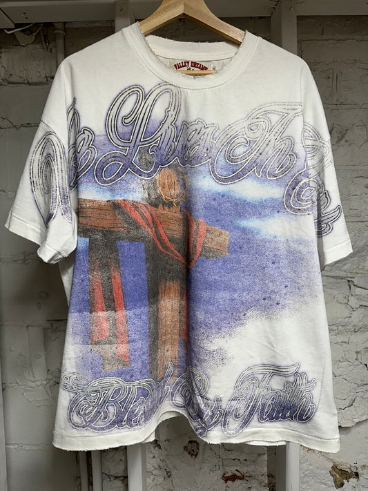 Vale Dreams Cross Whtie T-Shirt Sz M