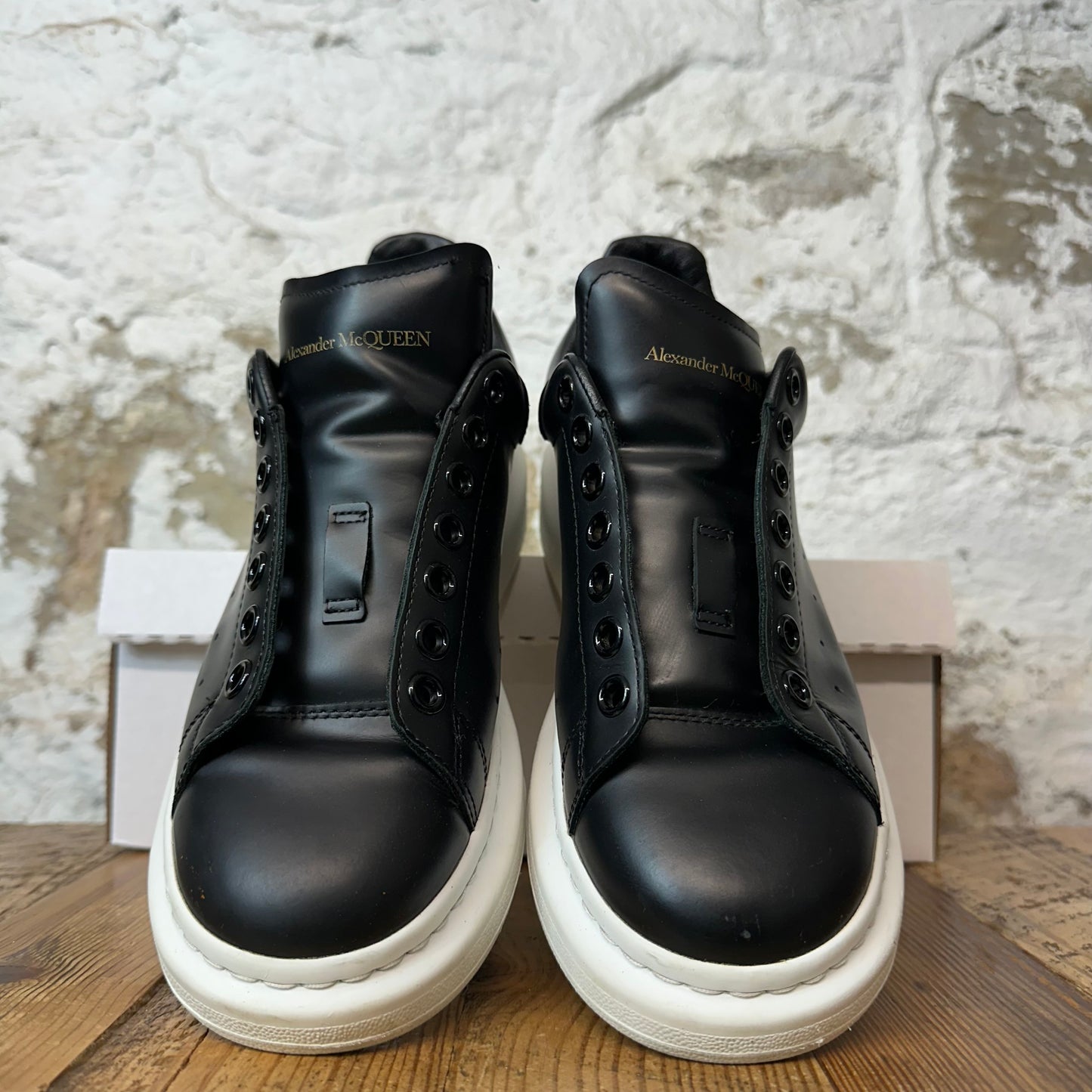 Alexander Mcqueen Black White Sole Sneaker Sz 7 (40) (No Laces)