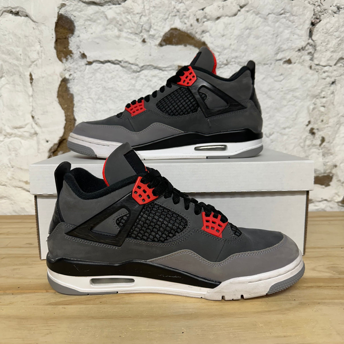 Air Jordan 4 Infrared Sz 8.5