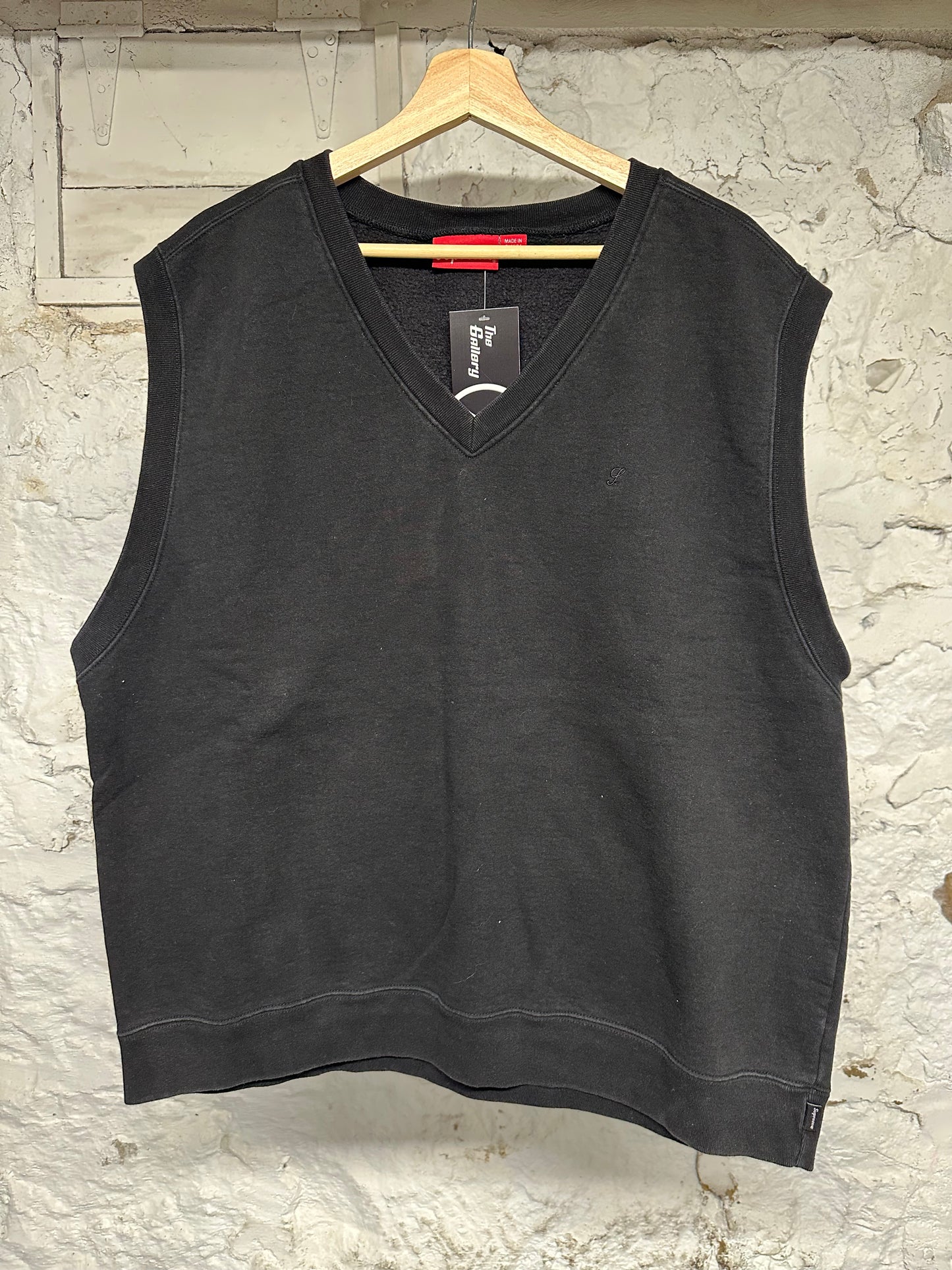 Supreme Black Vneck Vest Sz XL