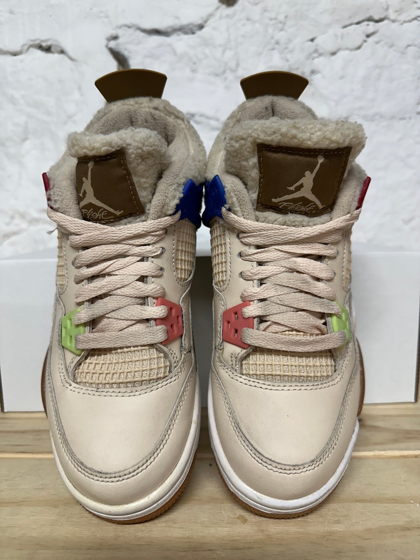 Air Jordan 4 Wild Things Sz 4Y