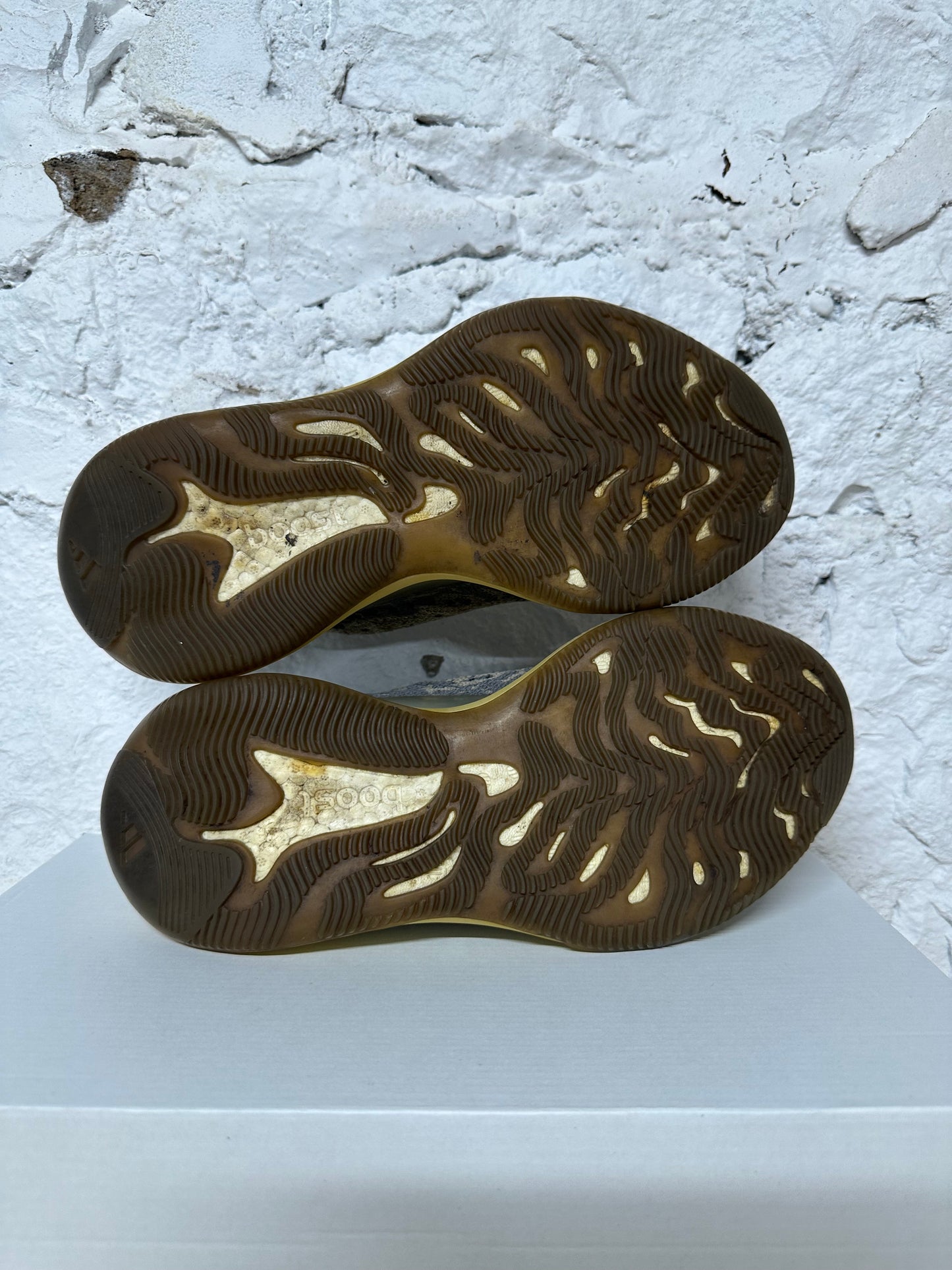 Yeezy 380 Mist Sz 9.5