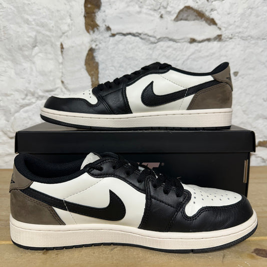 Air Jordan 1 Low Mocha Sz 8.5