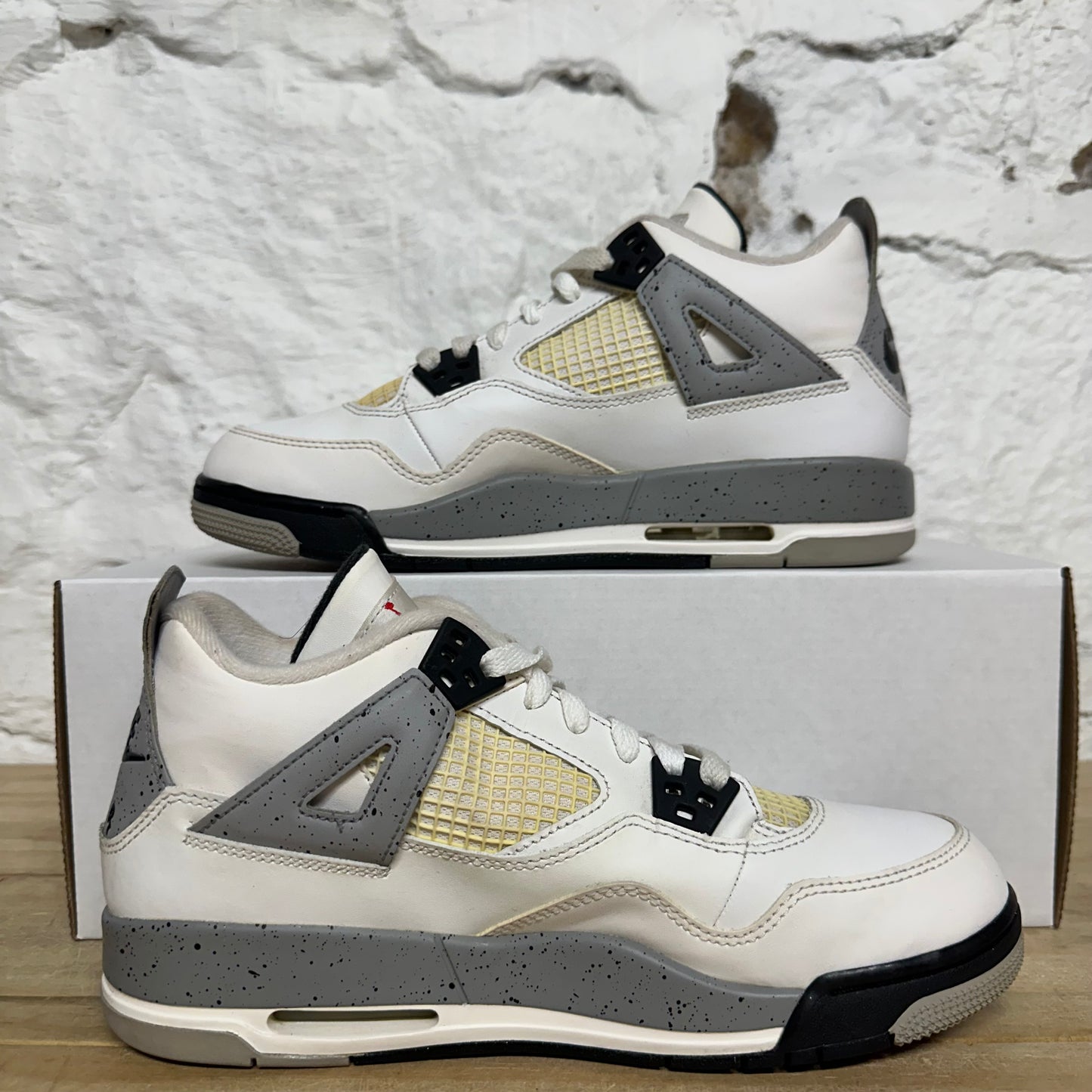 Air Jordan 4 White Cement (2016) Sz 7Y
