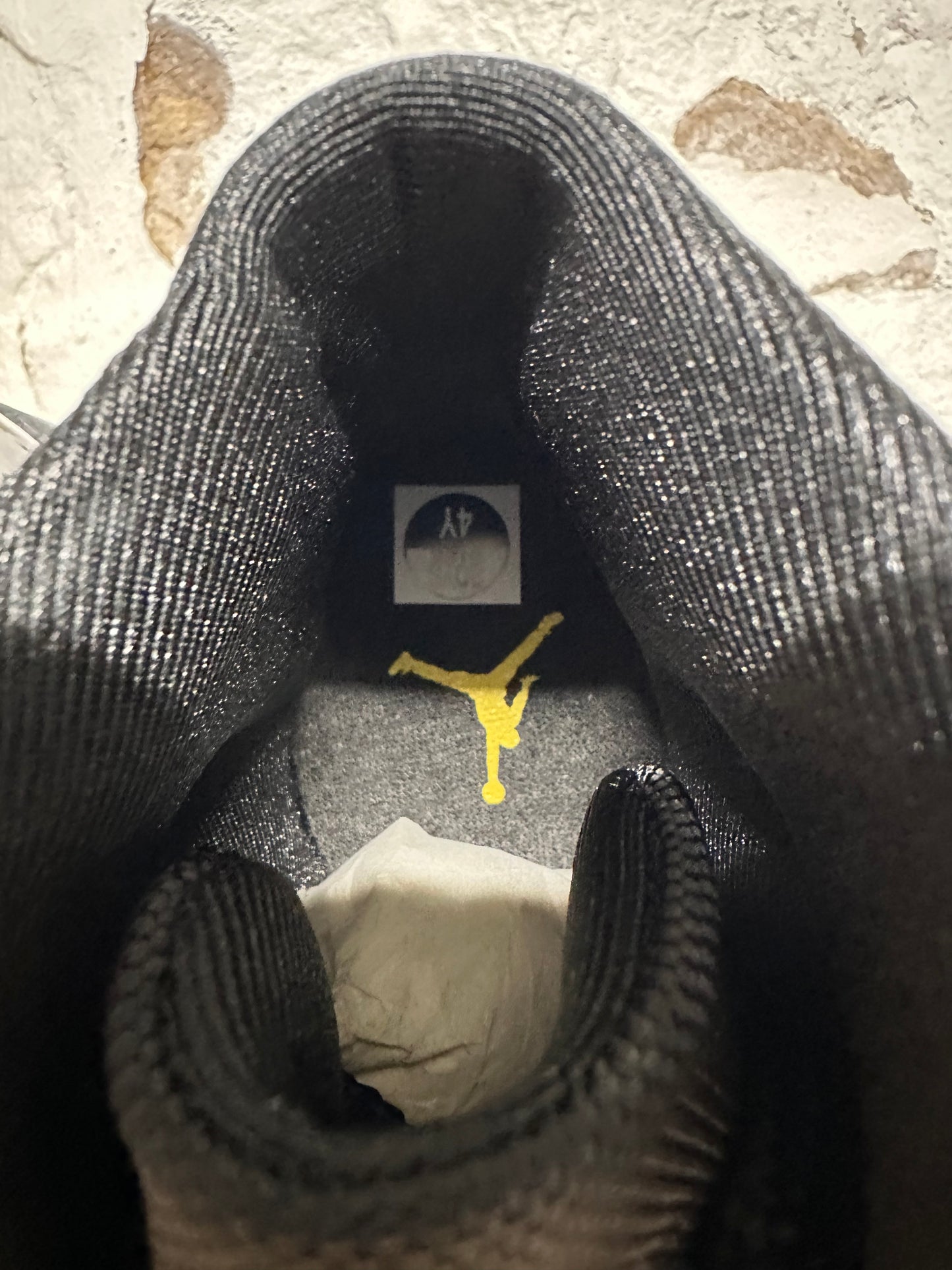 Air Jordan 11 High Gamma Blue (2025) Sz 4Y DS
