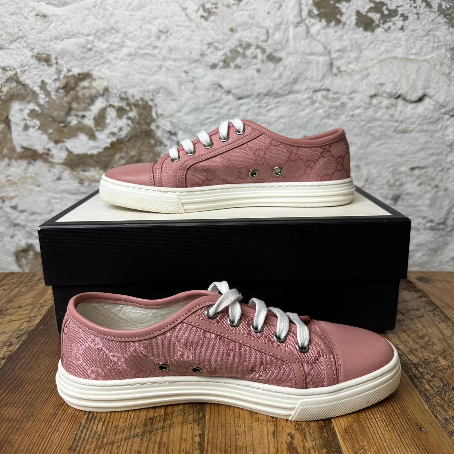 Gucci Pink Monogram Low Top Sneaker Sz 4.5 (36)