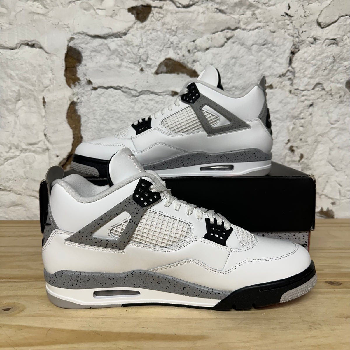 Air Jordan 4 White Cement (2025) Sz 13 DS