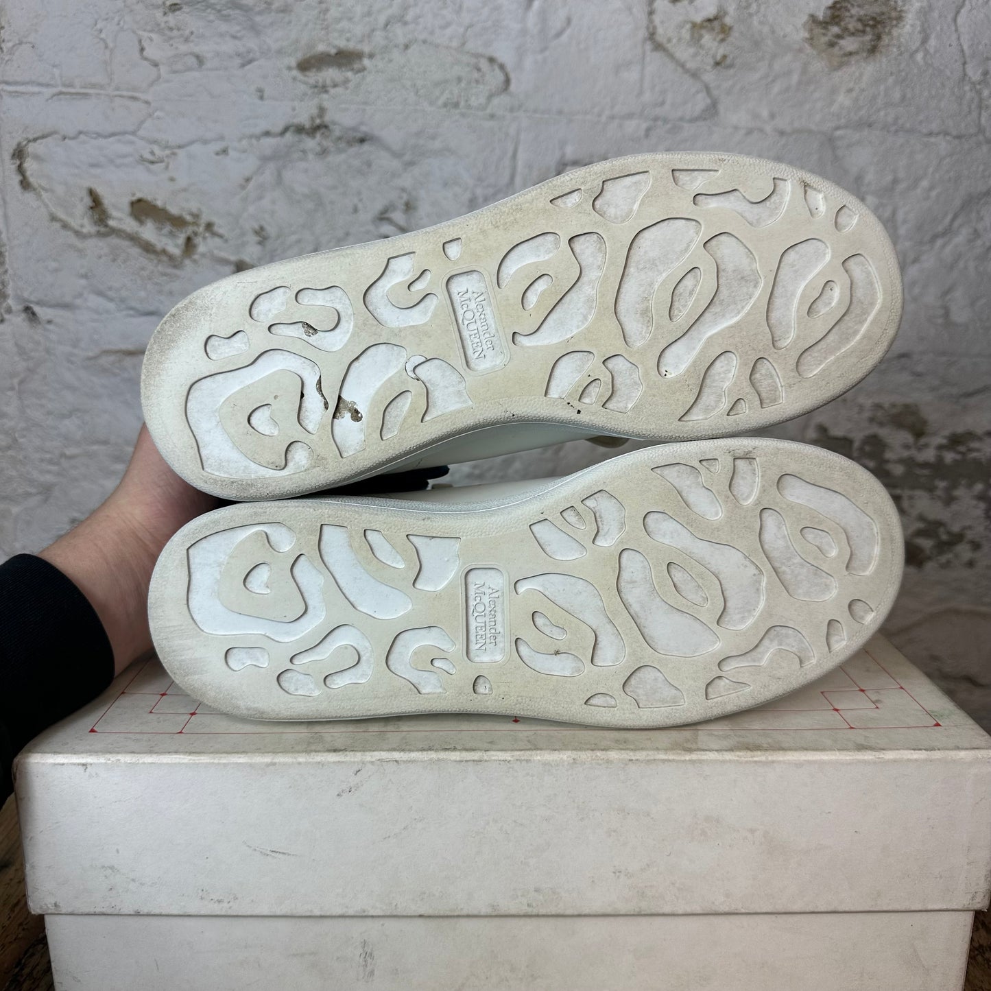 Alexander Mcqueen Changing Tab White Sneaker Sz 8 (41)