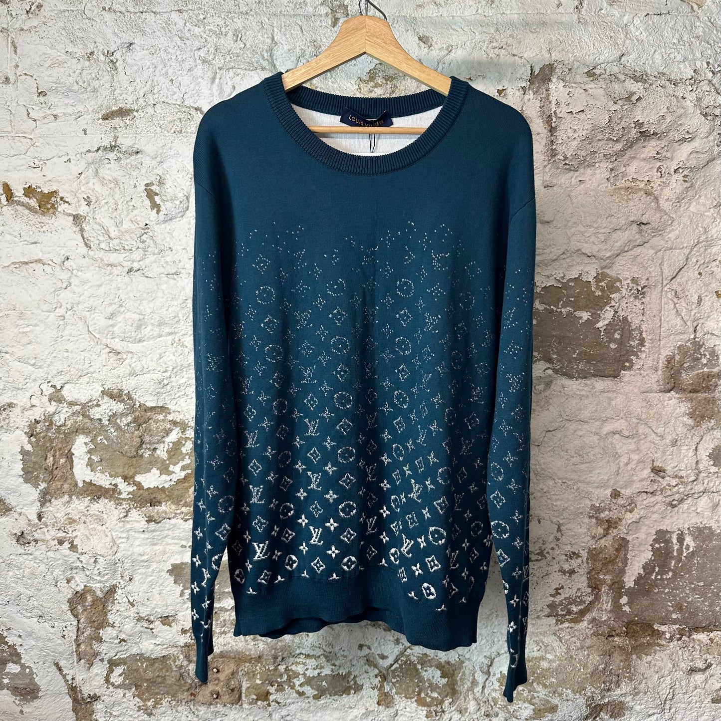 Louis Vuitton White Gradient Monogram Crewneck Turquoise Sz XL