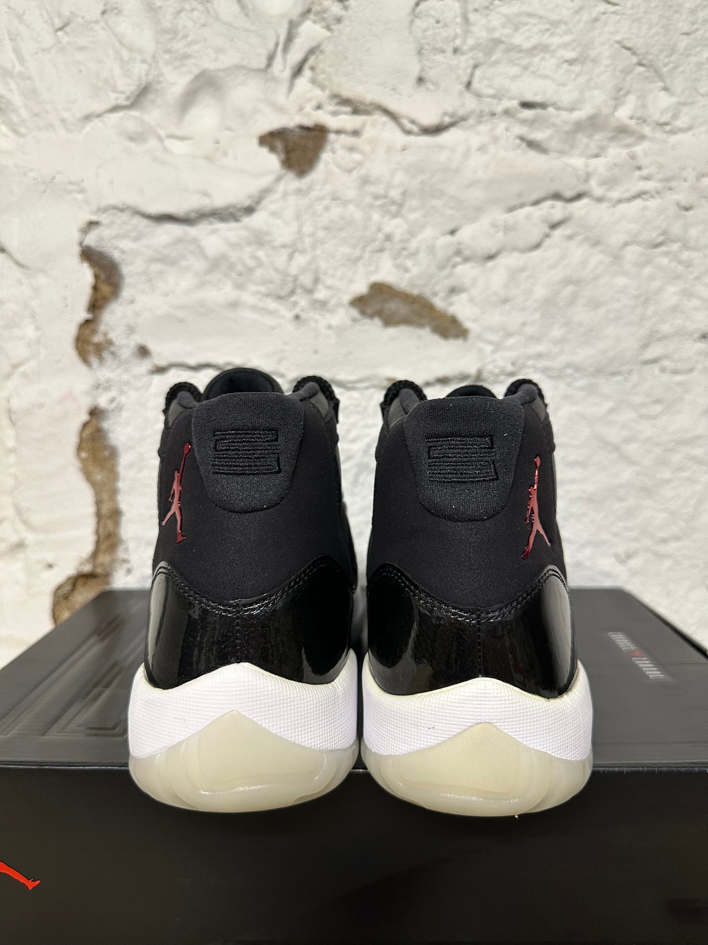 Air Jordan 11 72-10 Sz 10