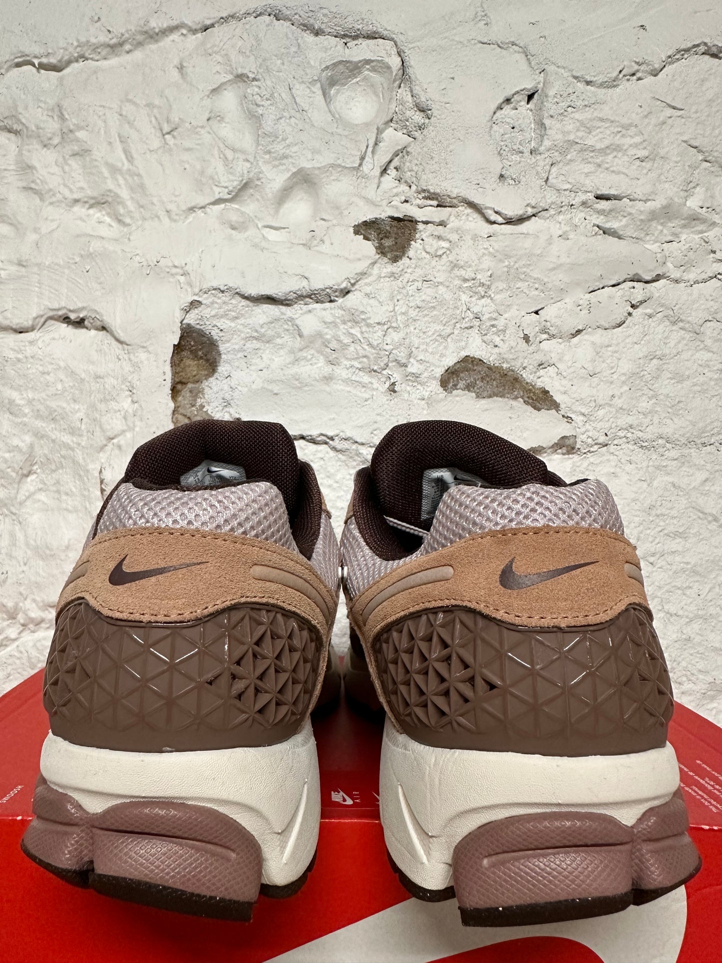 Nike Zoom Vomero 5 Dusted Clay Sz 13