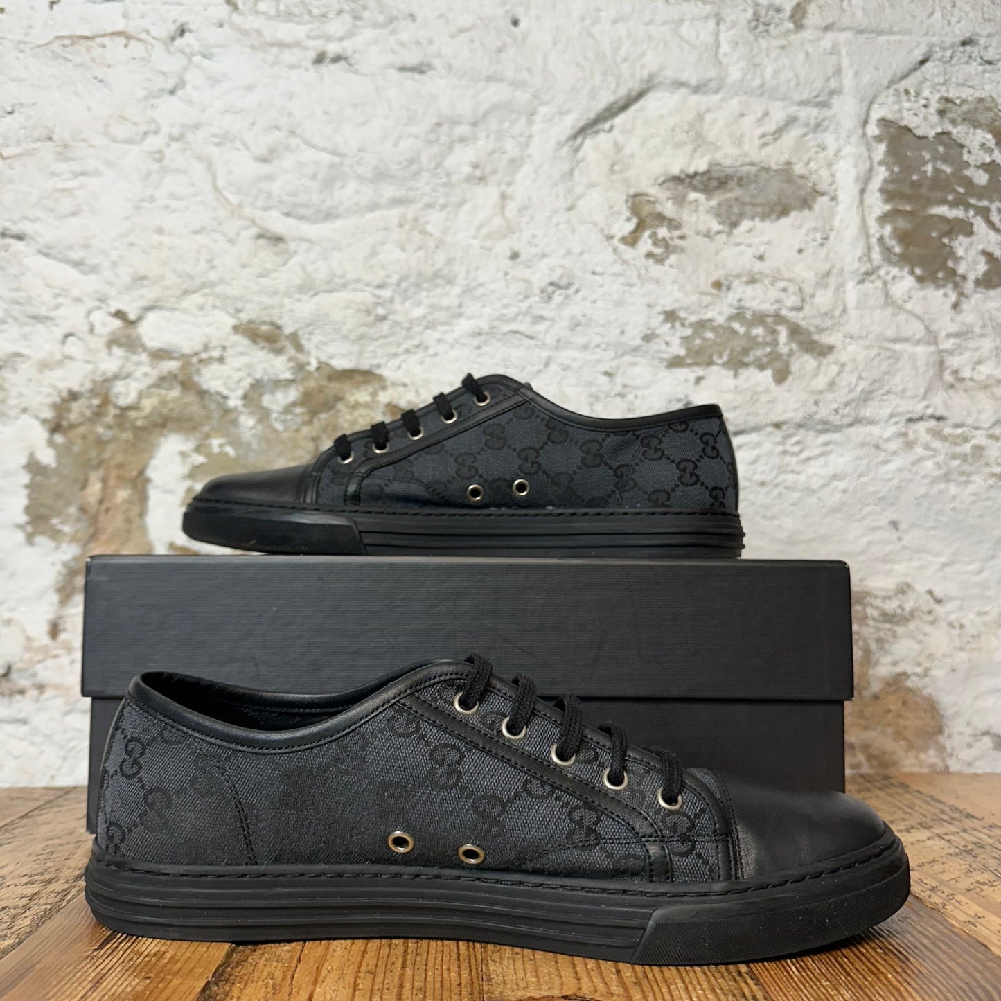 Gucci Low Black Monogram Sneaker Sz 9