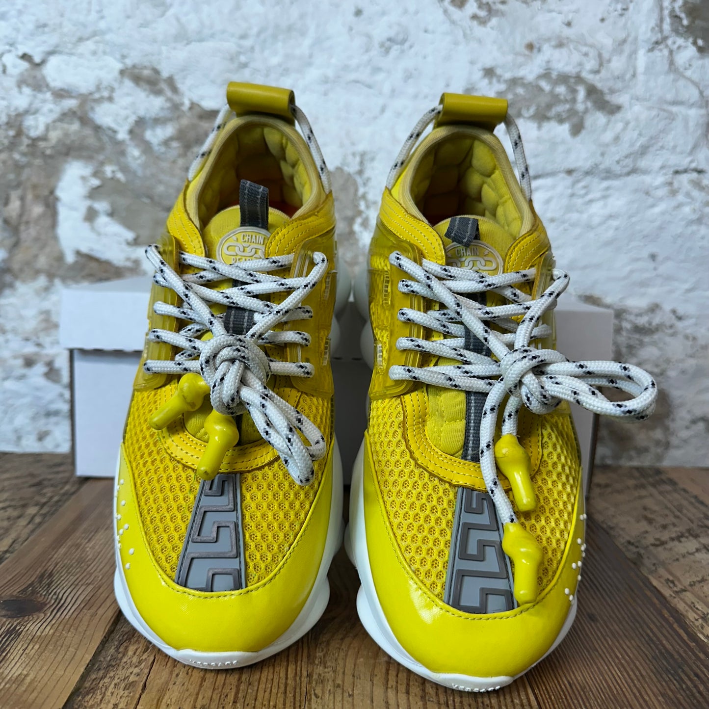 Versace Chain Reaction Yellow White Sneaker Sz 5 (37)