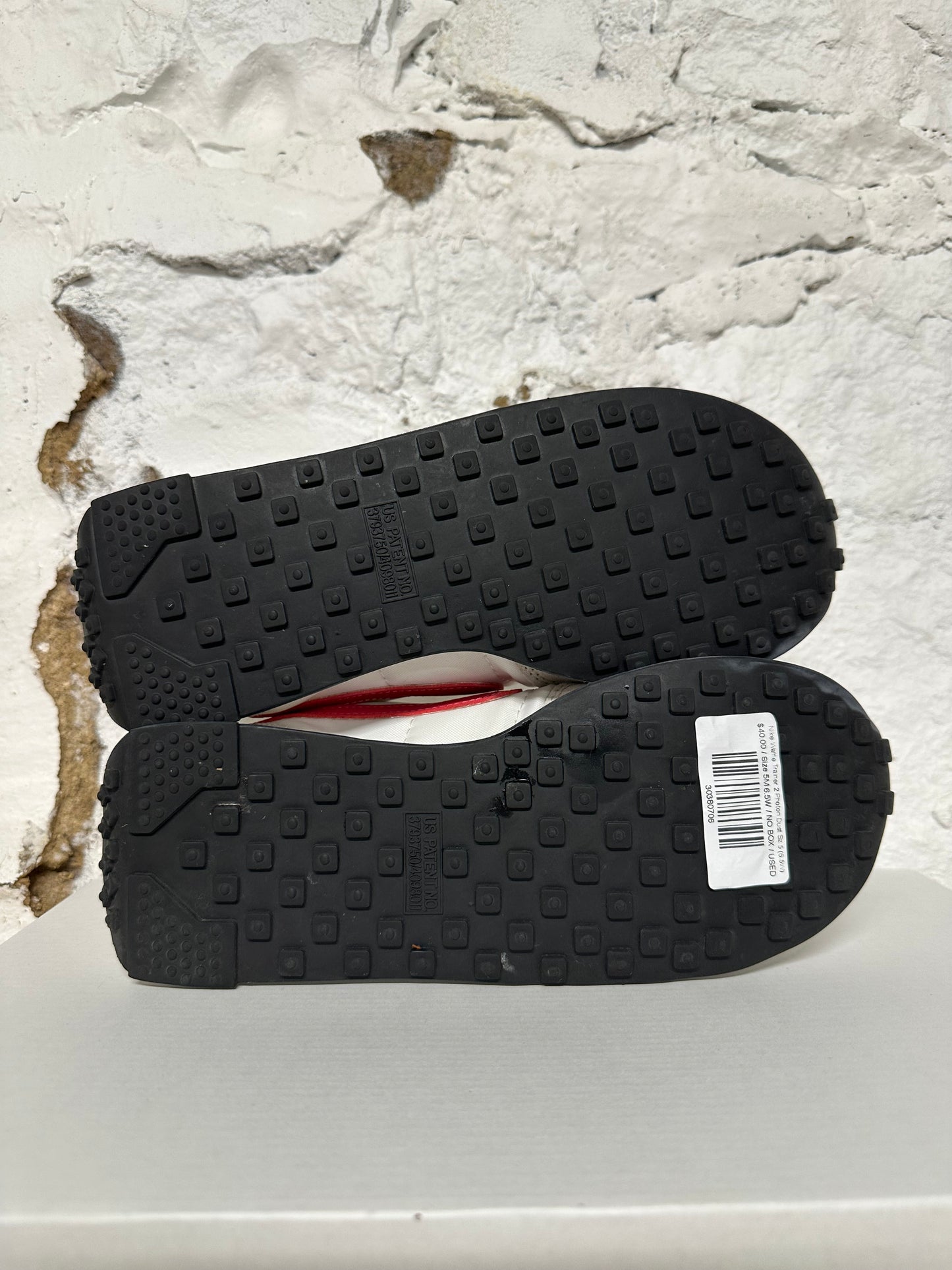 Nike Waffle Trainer 2 Photon Dust Sz 5 (6.5W)