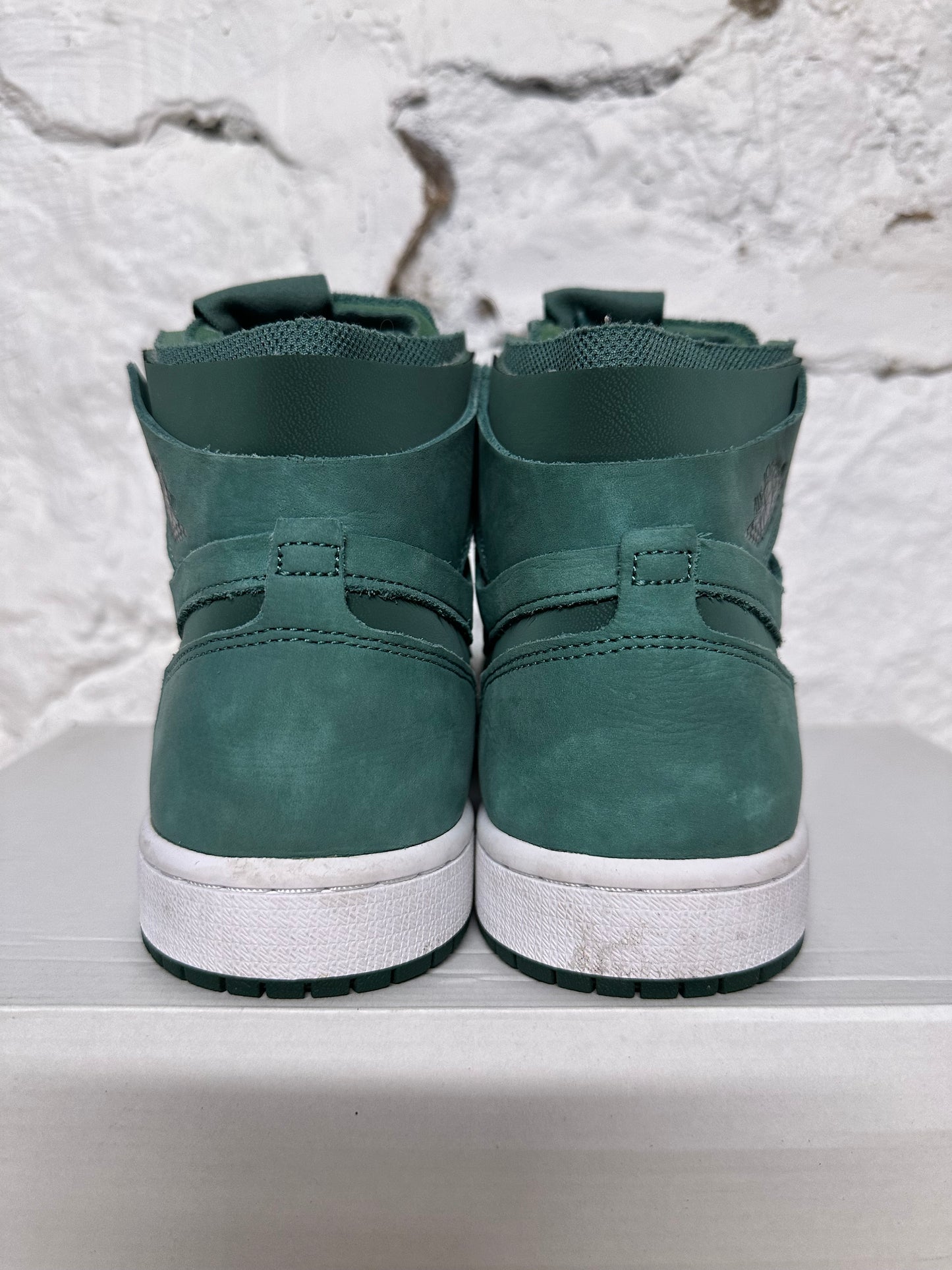 Air Jordan 1 High Zoom CMFT Emerald Green Sz 5.5 (7W)