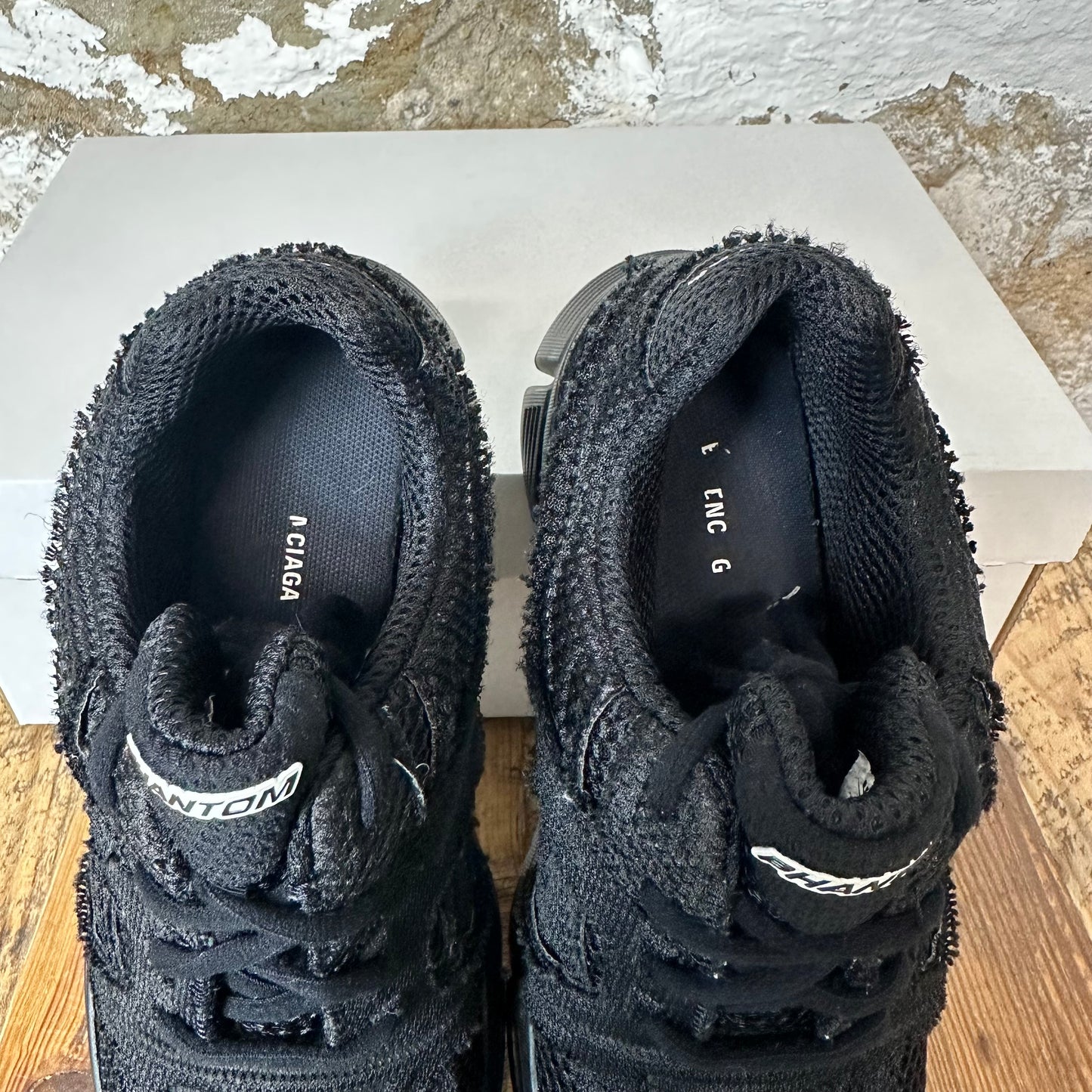 Balenciaga Triple Black Phantom Sneaker Sz 6 (38)