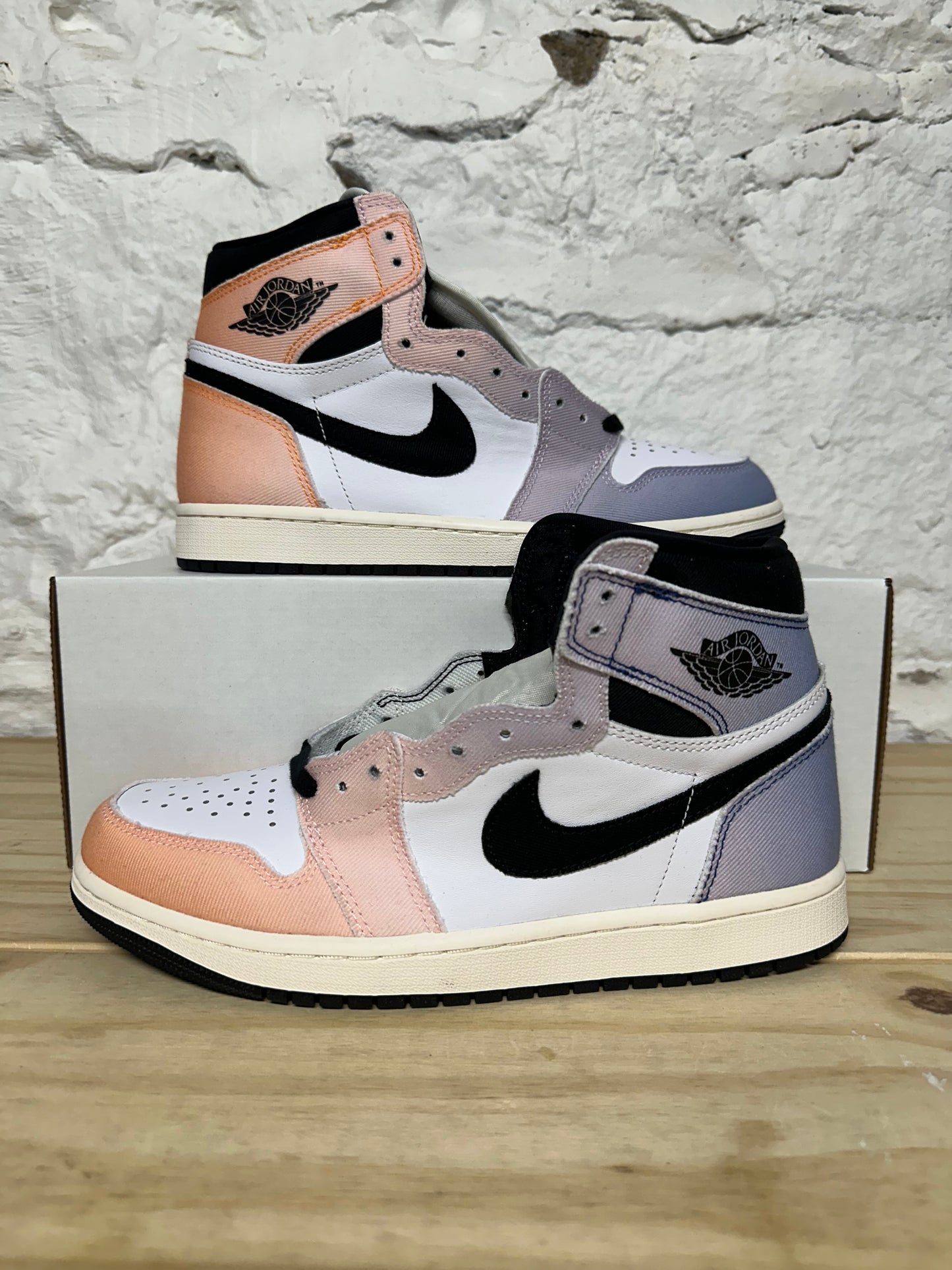 Air Jordan 1 High Skyline Sz 9 DS
