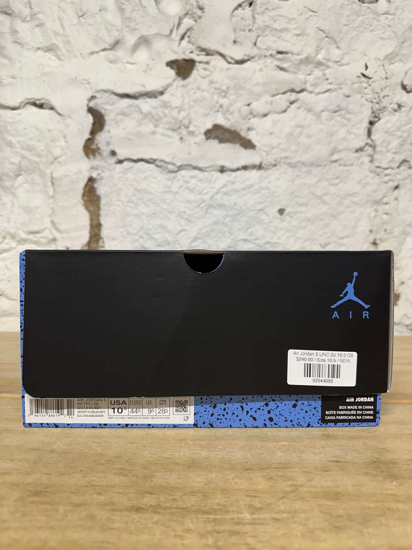 Air Jordan 5 UNC University Blue Sz 10.5 DS