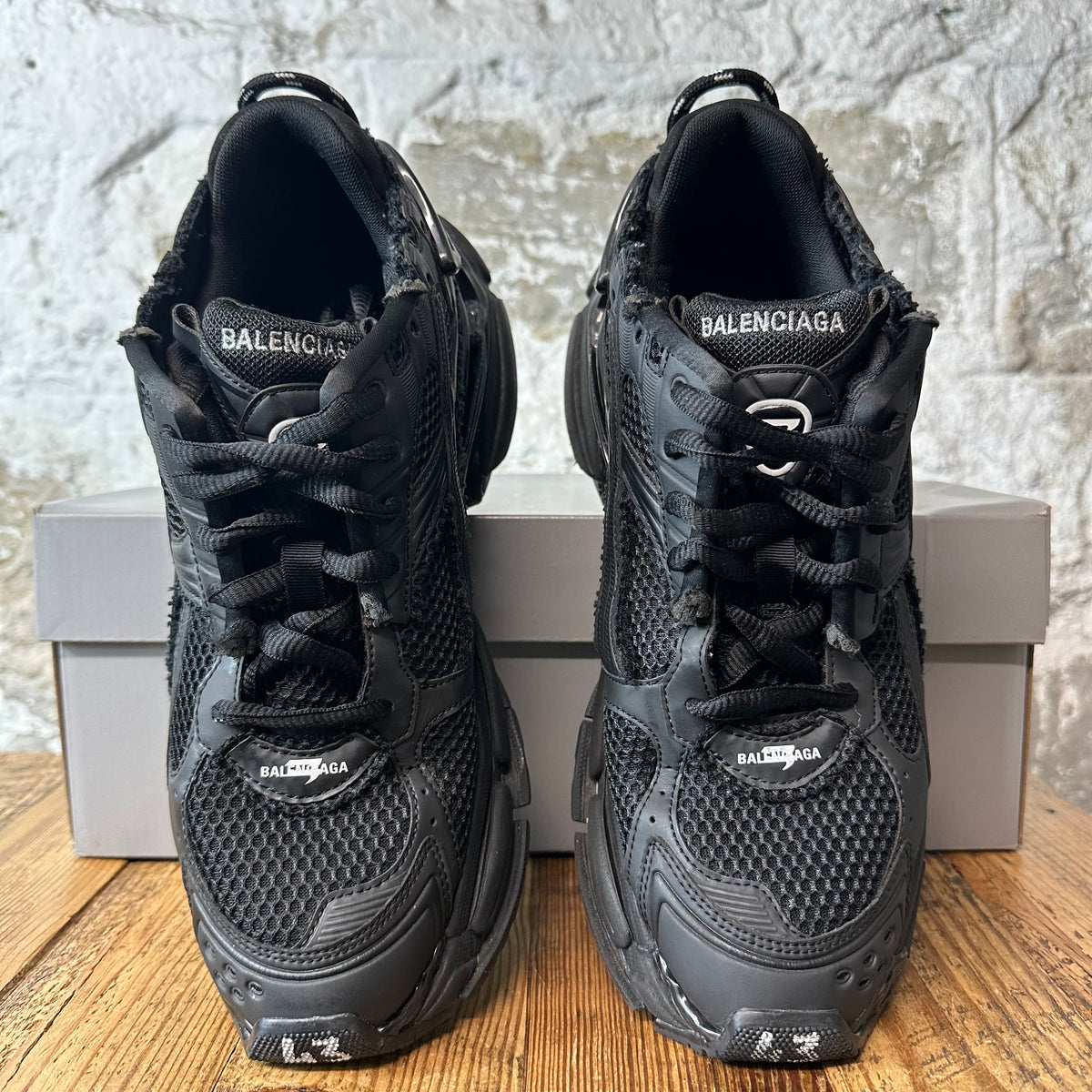 Balenciaga Runner Triple Black Matte Sneaker Sz 10 (43)