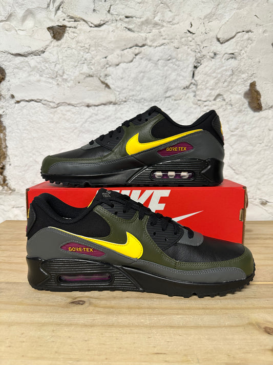 Nike Air Max 90 Gore Tex Black Khaki Sz 11 DS