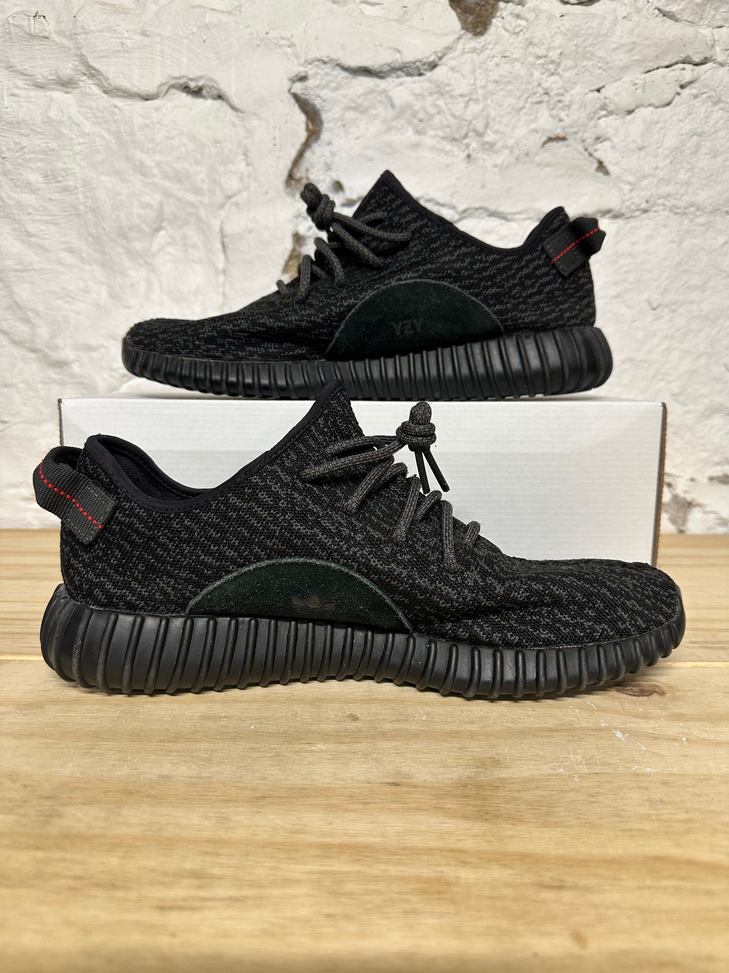 Yeezy 350 Pirate Black (2015) Sz 11