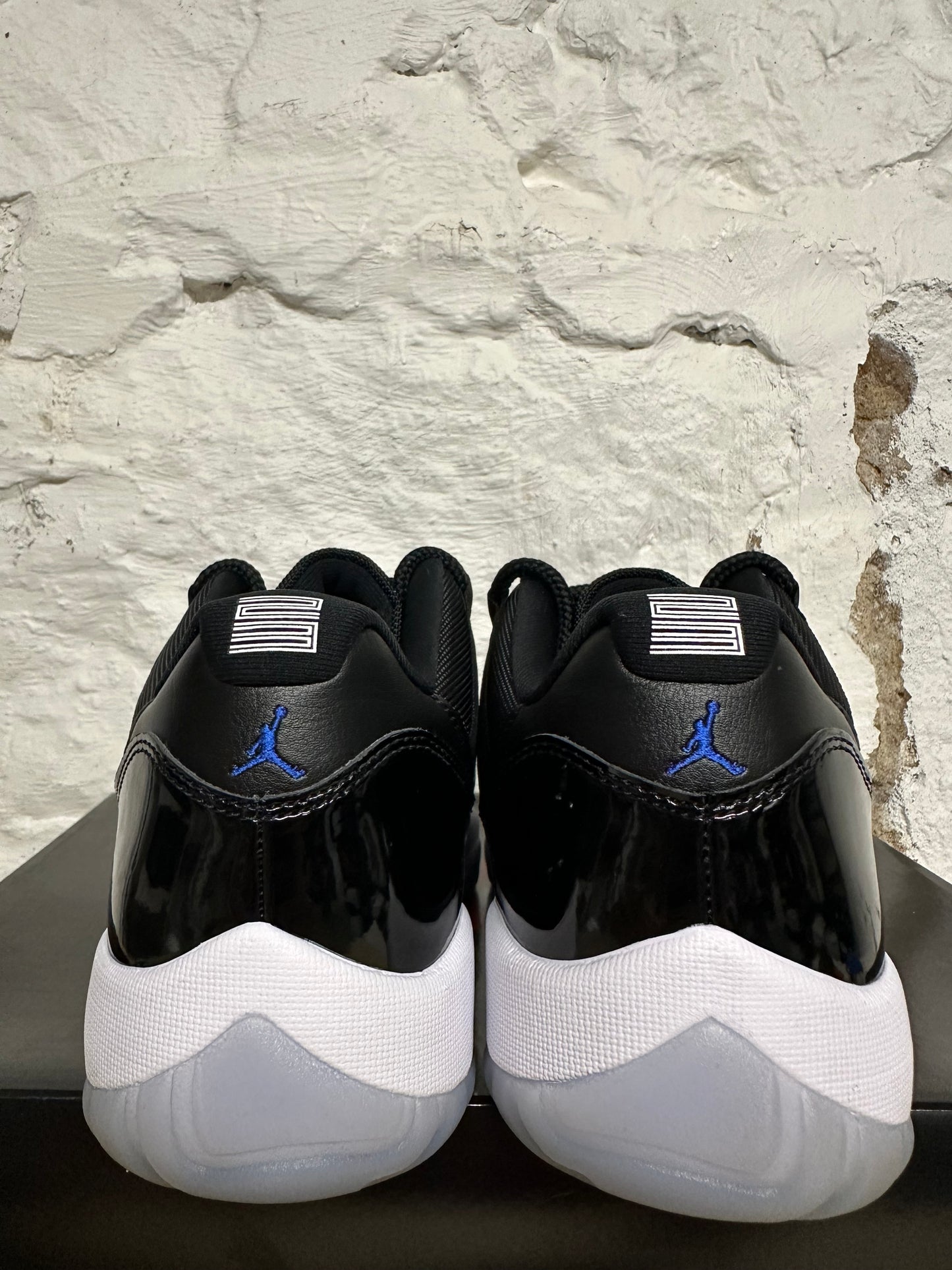 Air Jordan 11 Low Space Jam Sz 12