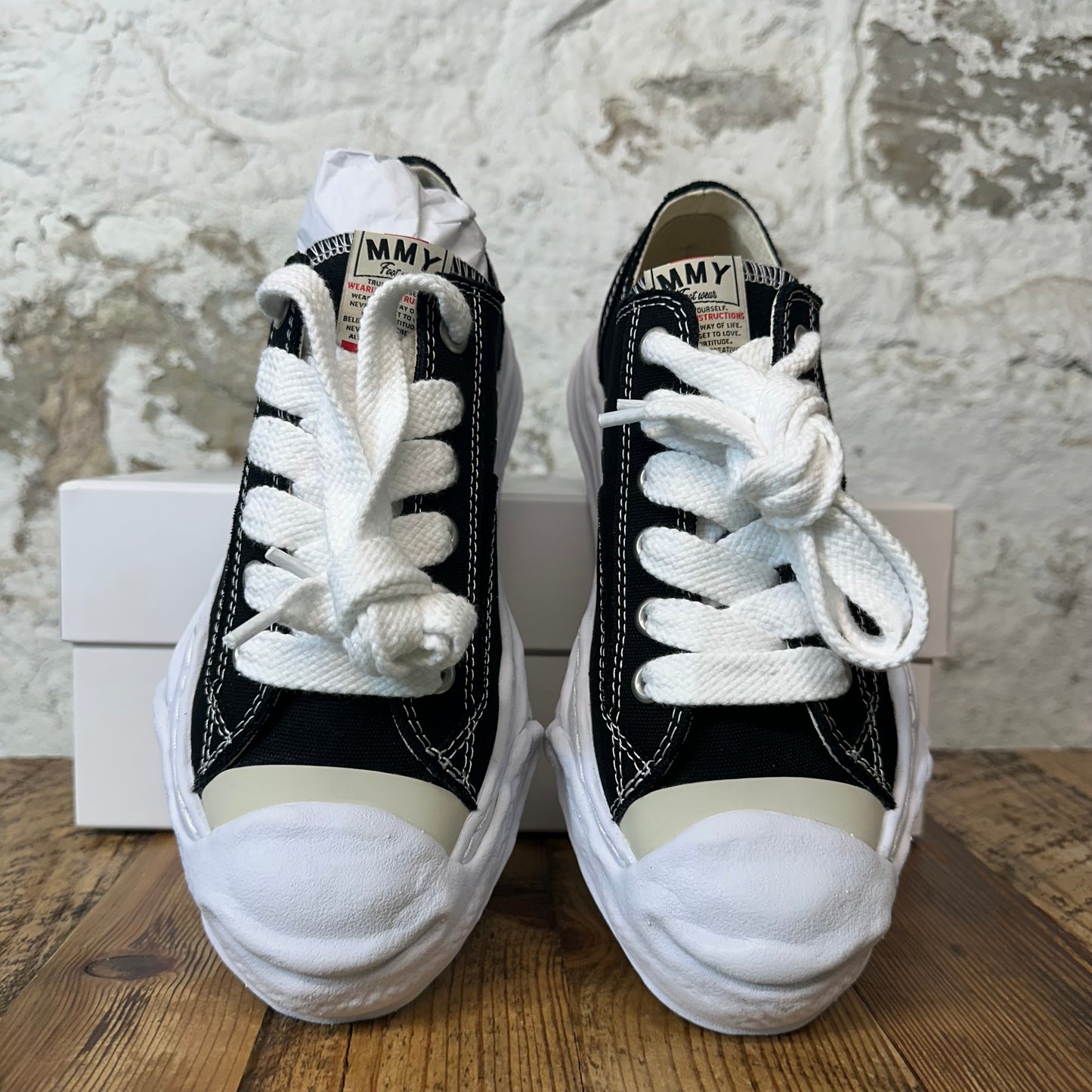 Maison Mihara Black White Hank Sneaker Sz 7 (40) DS