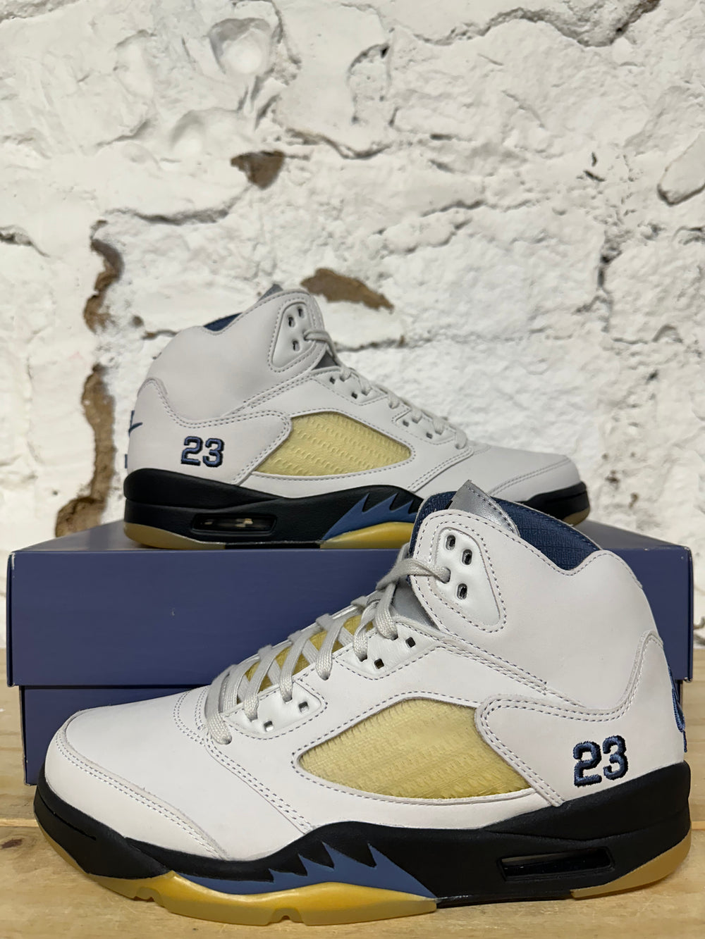 Air Jordan 5 A Ma Maniere Dawn Sz 9.5 (11W) DS