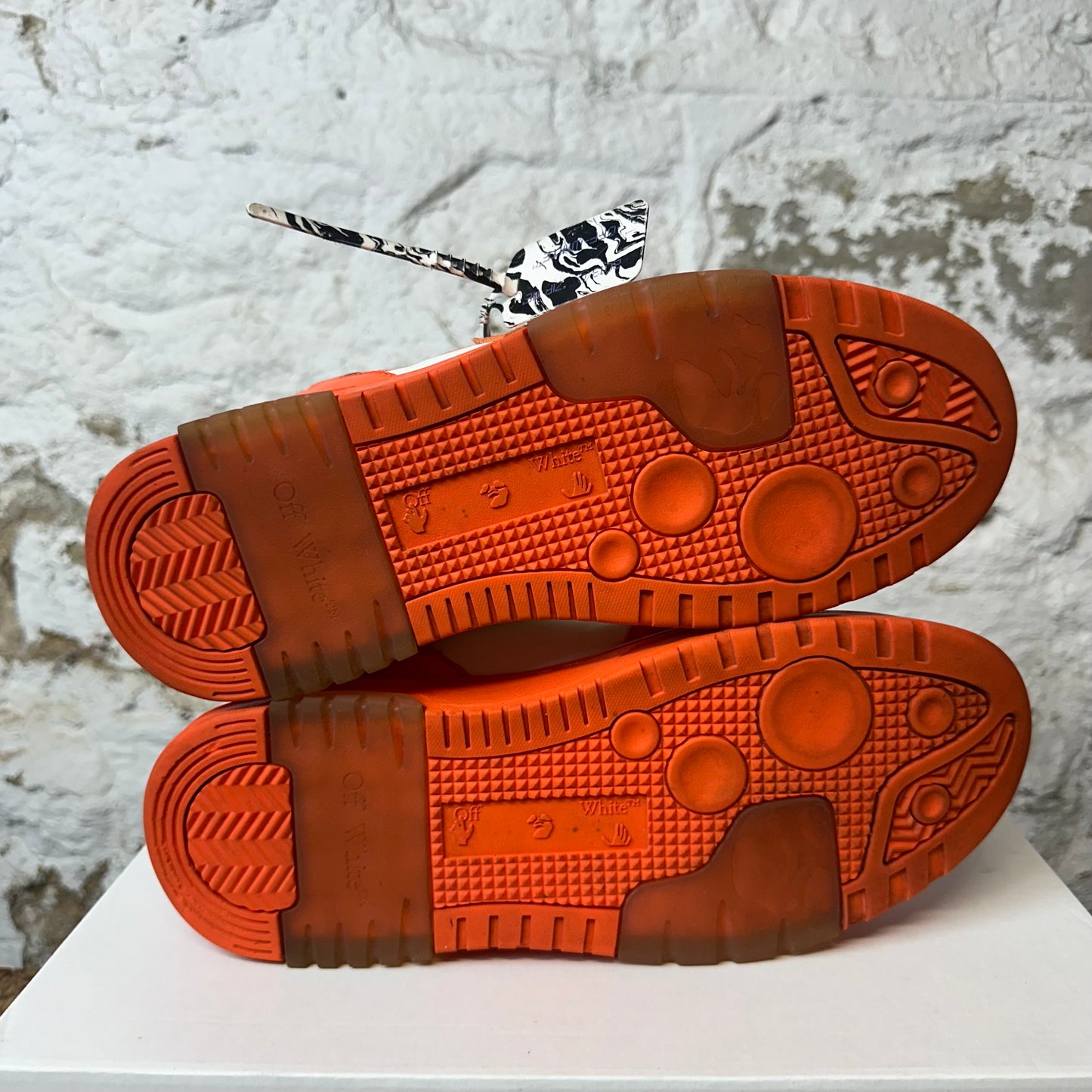 Off-White Out Of Office Orange White Sz 9 (42) No Box