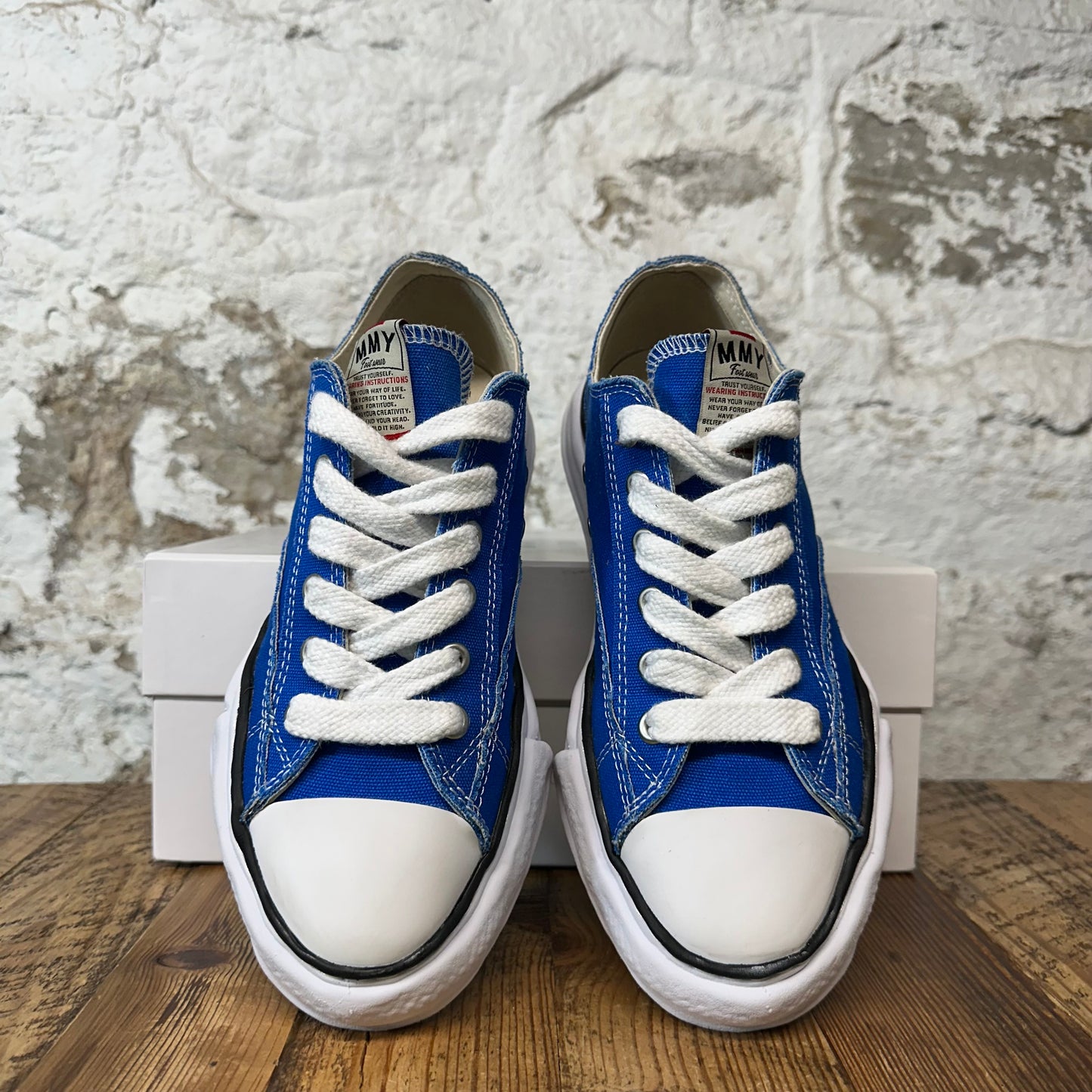 Maison Mihara Blue White Peterson Sneaker Sz 9 (42)