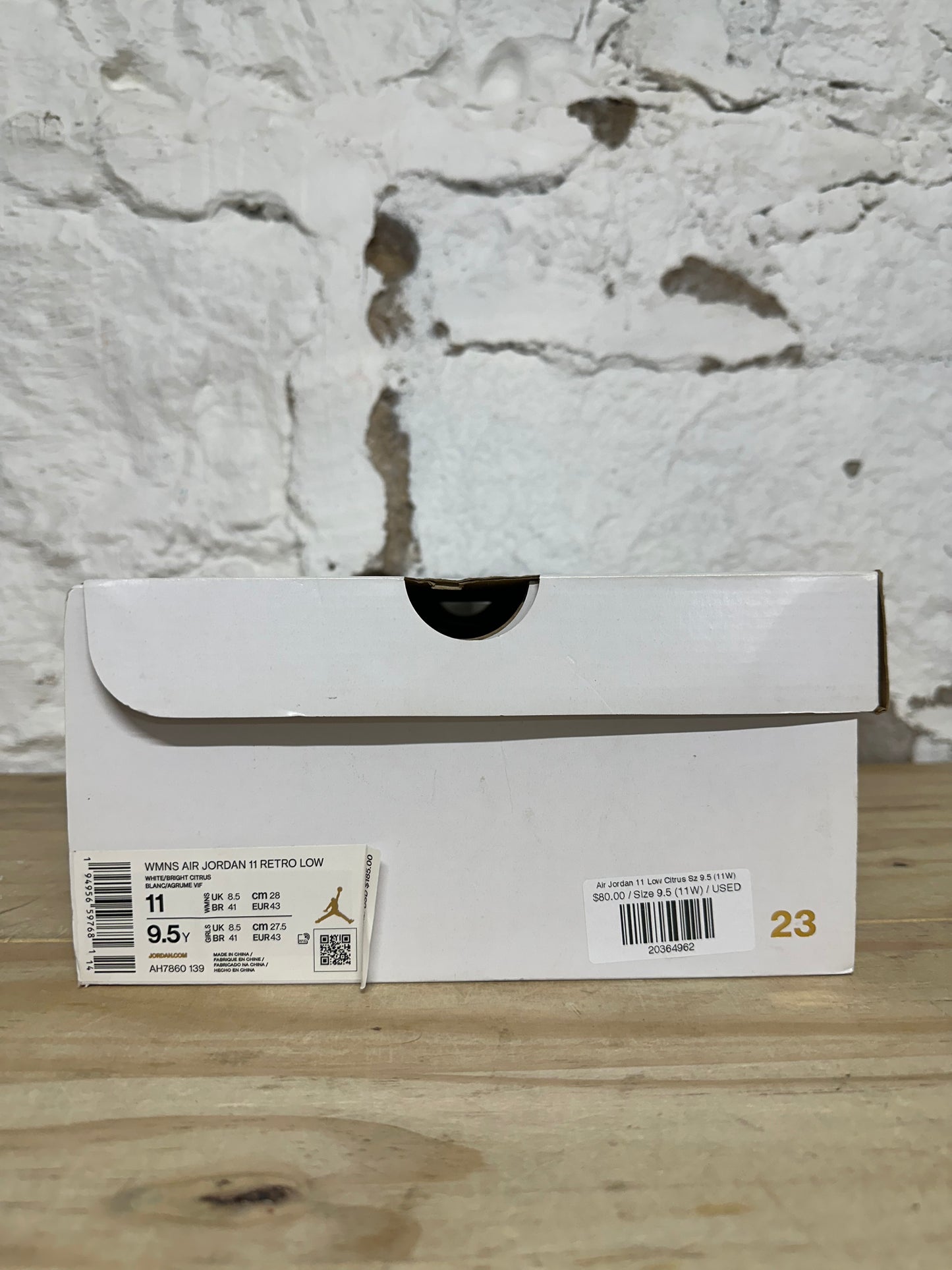 Air Jordan 11 Low Citrus Sz 9.5 (11W)