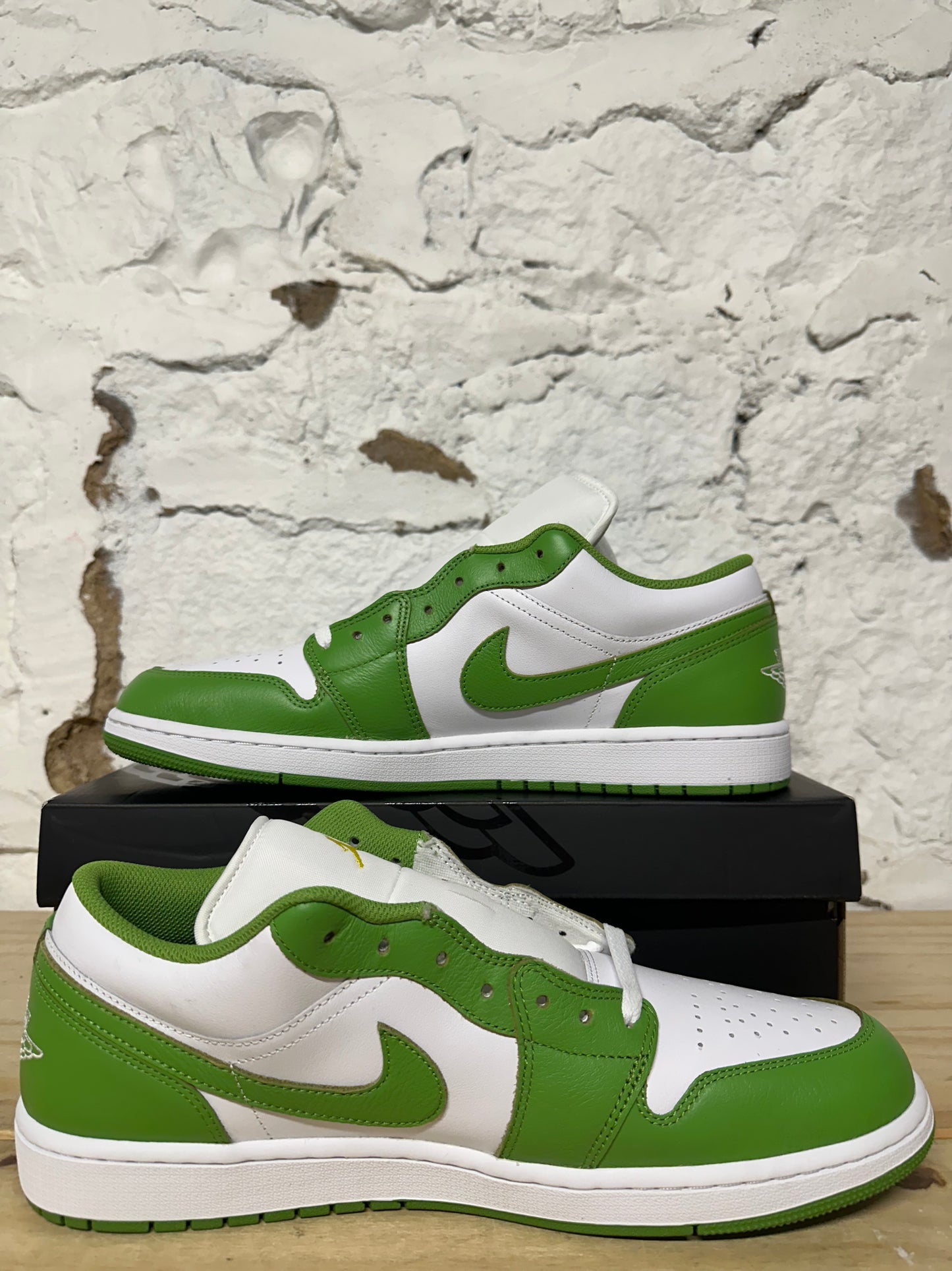 Air Jordan 1 Low White Chlorophyll Sz 14 DS