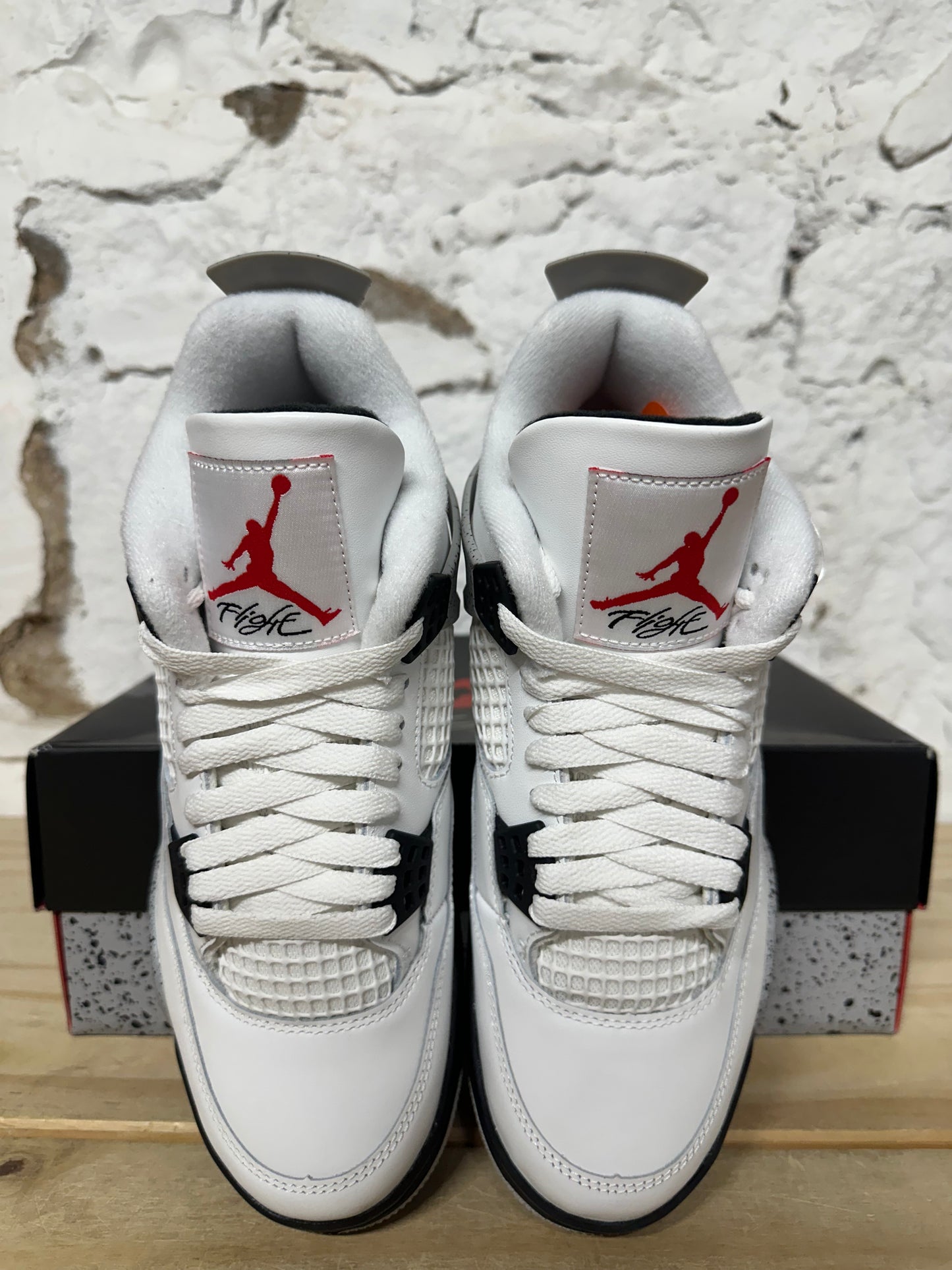 Air Jordan 4 White Cement (2025) Sz 7 DS