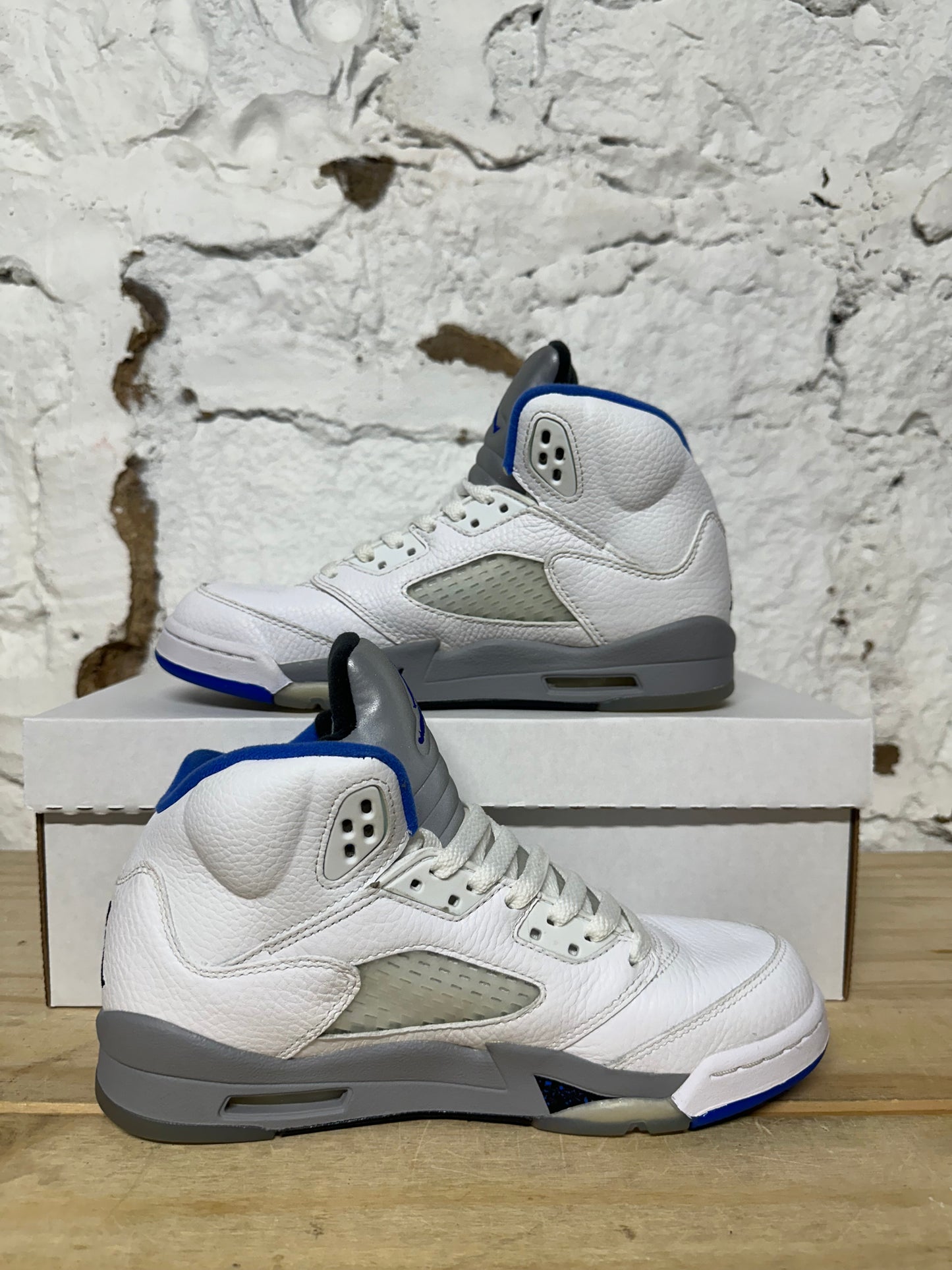 Air Jordan 5 Stealth Sz 6Y