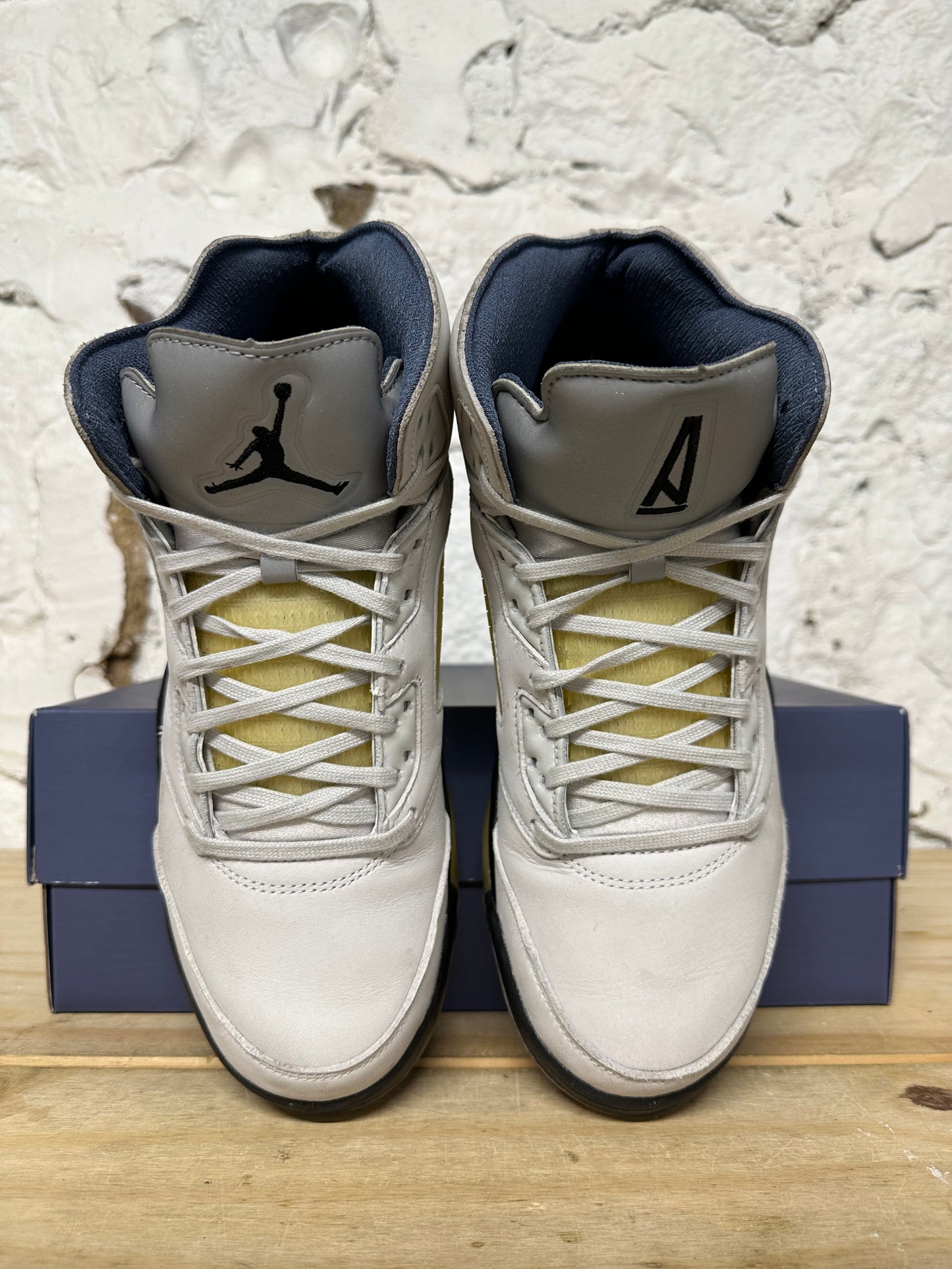 Air Jordan 5 A Ma Maniere Dawn Sz 10 (11.5W)