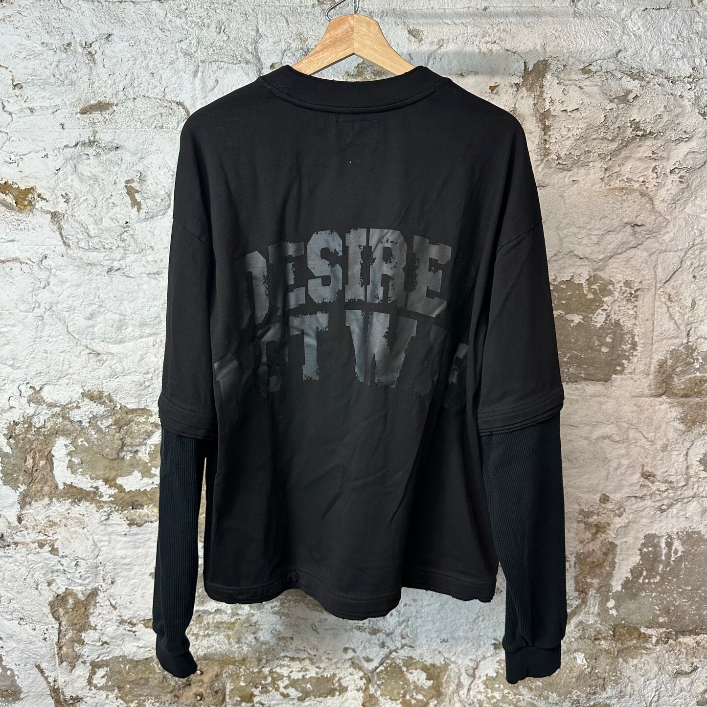 Bottega Desires War Black Thermal Long Sleeve Sz XL