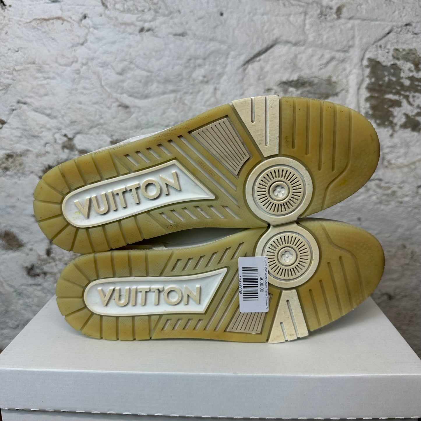 Louis Vuitton White Cream Trainer Sneaker Sz 8.5 (7LV) No Box