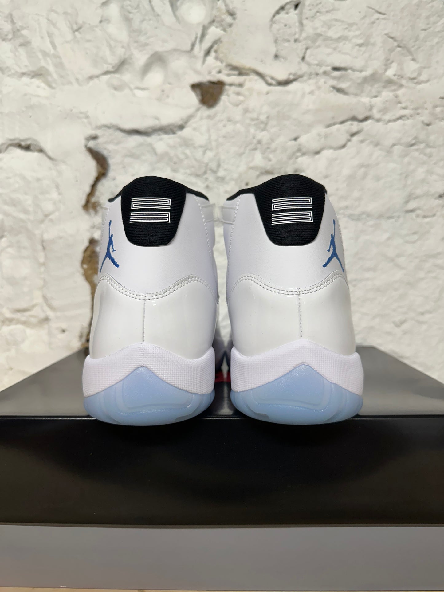 Air Jordan 11 High Legend Blue Sz 10 DS