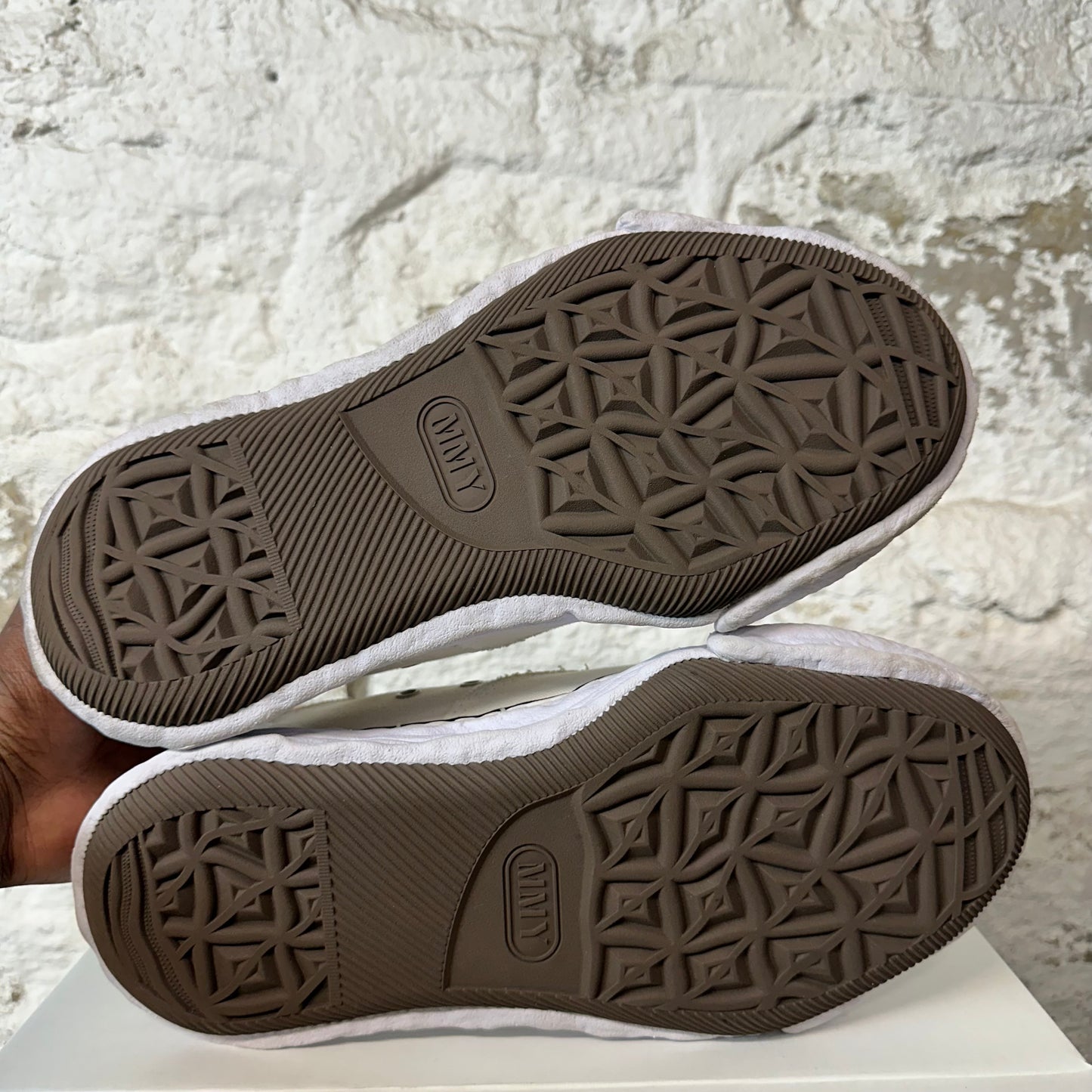 Maison Mihara Peterson 23 Cream White Sneaker Sz 9 (42) No Box