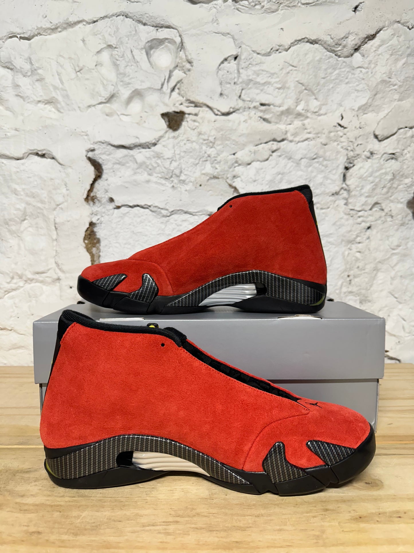Air Jordan 14 Ferrari Sz 12.5 DS