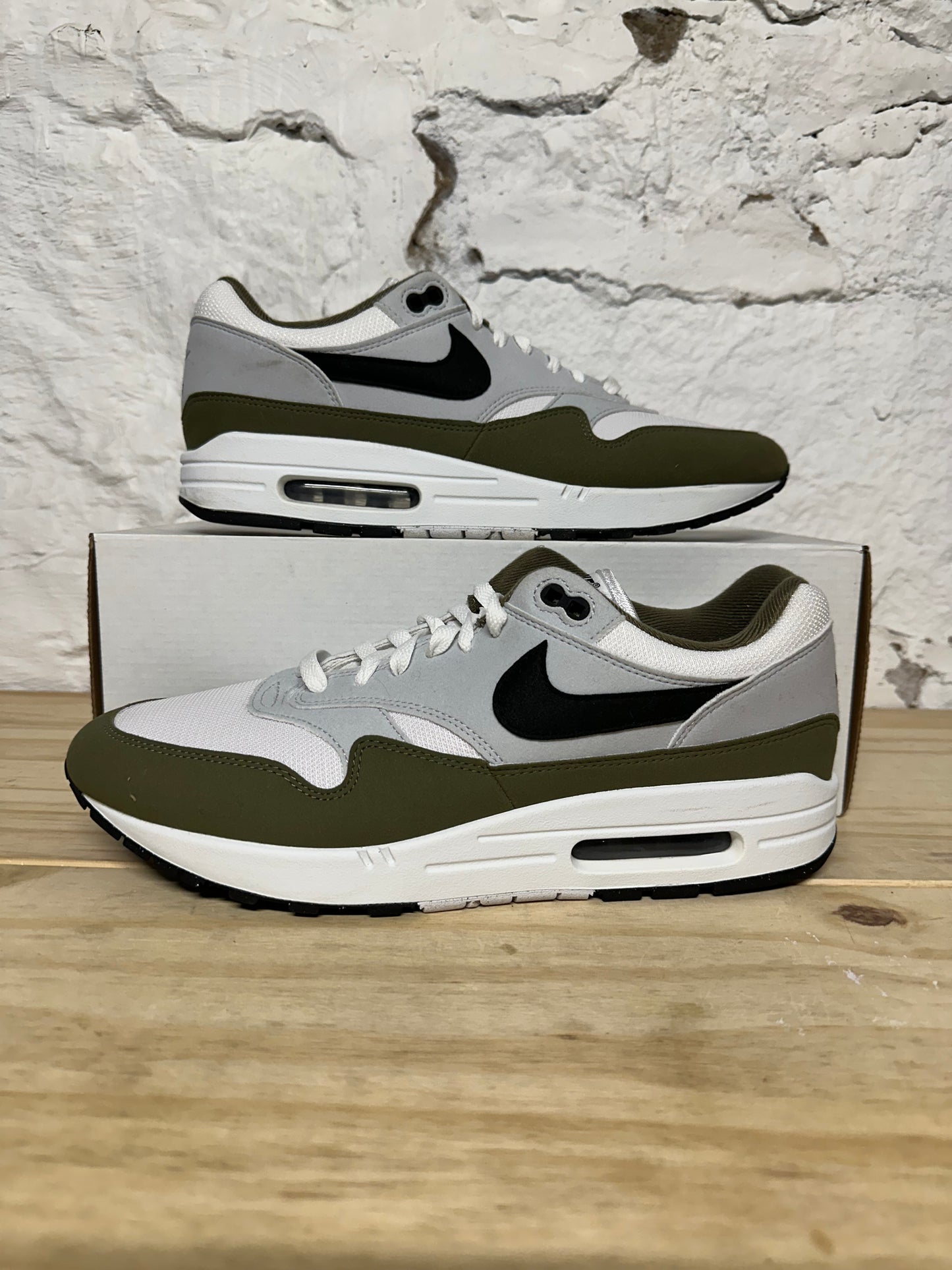 Nike Air Max 1 Noble Green Sz 12