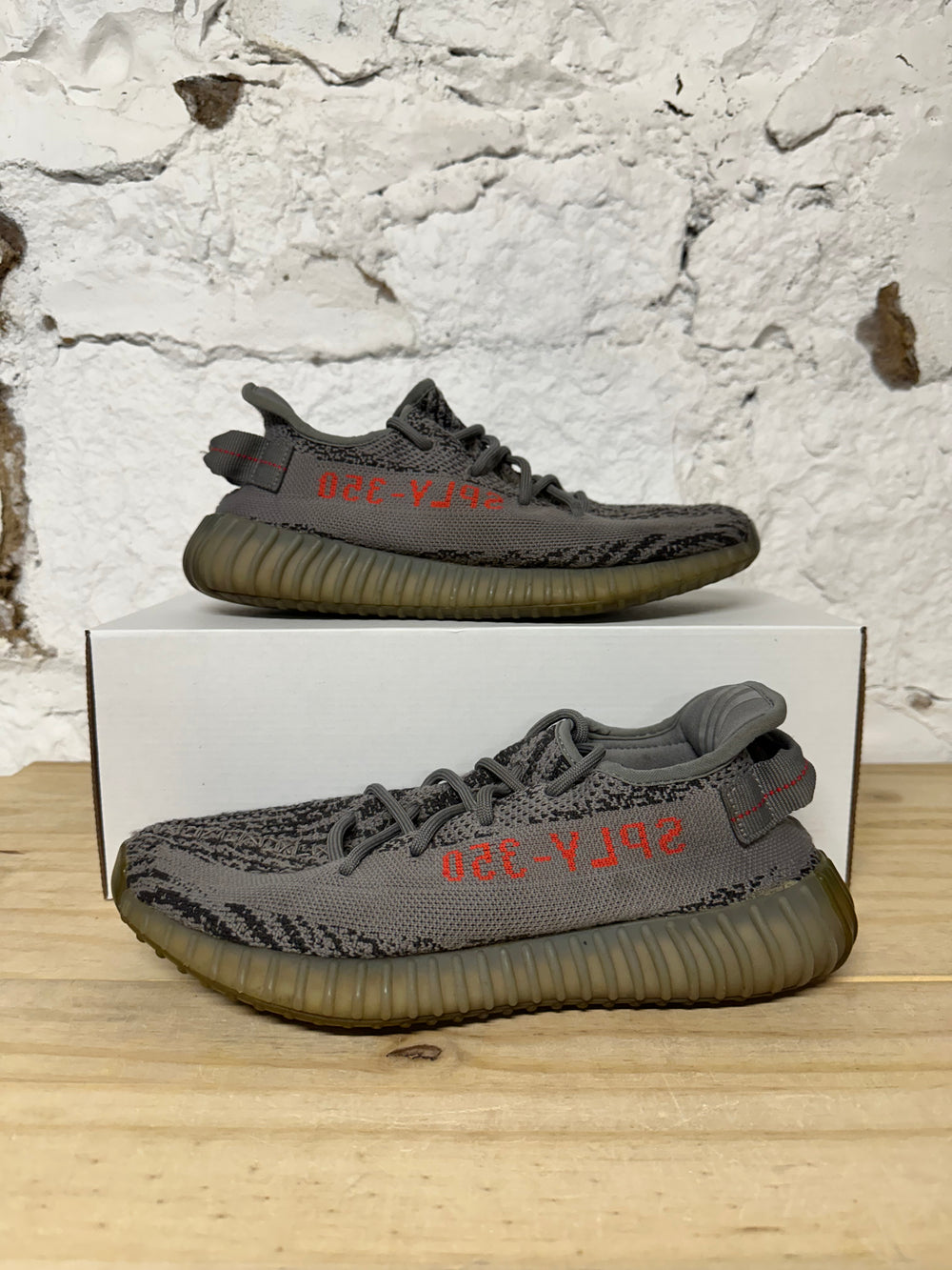 Yeezy 350 V2 Beluga Sz 8 No Box
