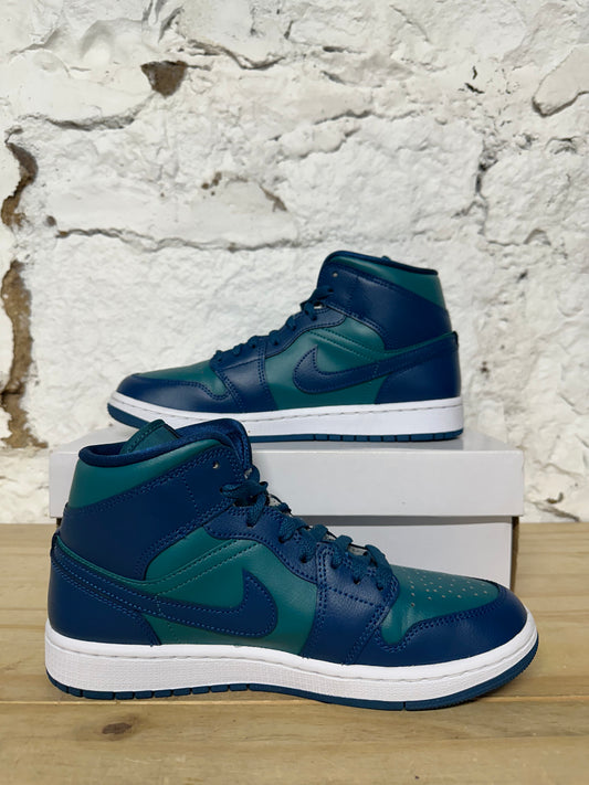 Air Jordan 1 Mid Sky Teal Sz 6.5 (8W)