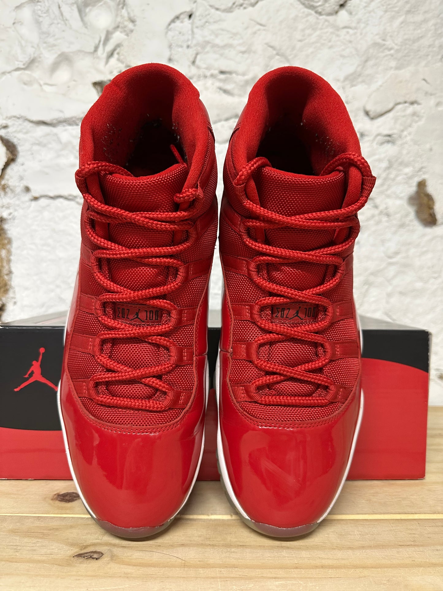 Air Jordan 11 High Win Like 96 Sz 11.5