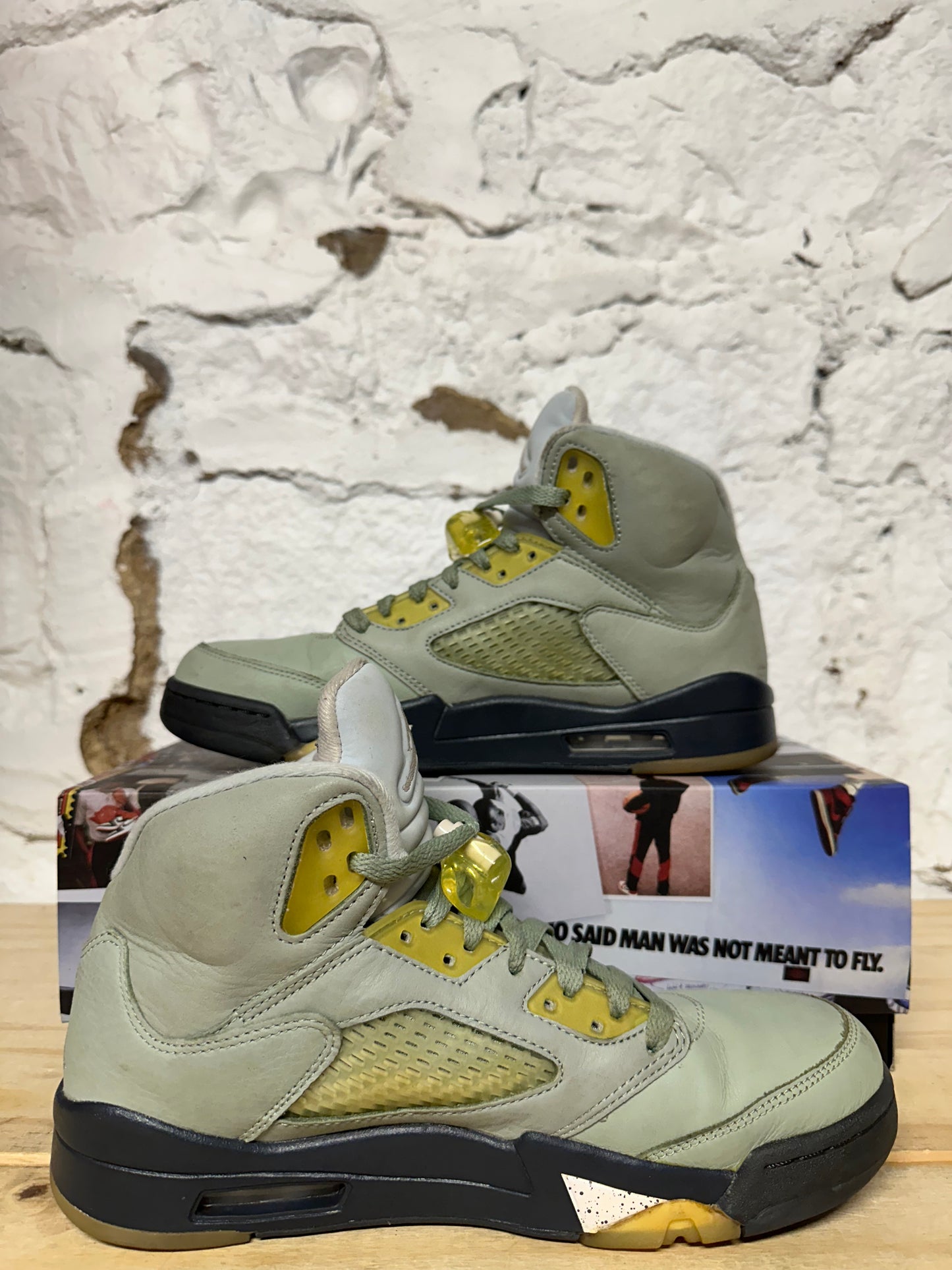 Air Jordan 5 Jade Horizon Sz 8