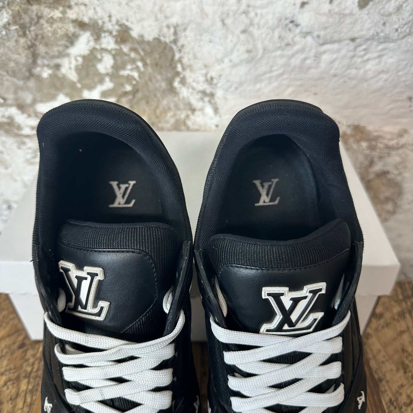 Louis Vuitton Triple Black Trainer Sneaker Sz 12.5 (11LV)